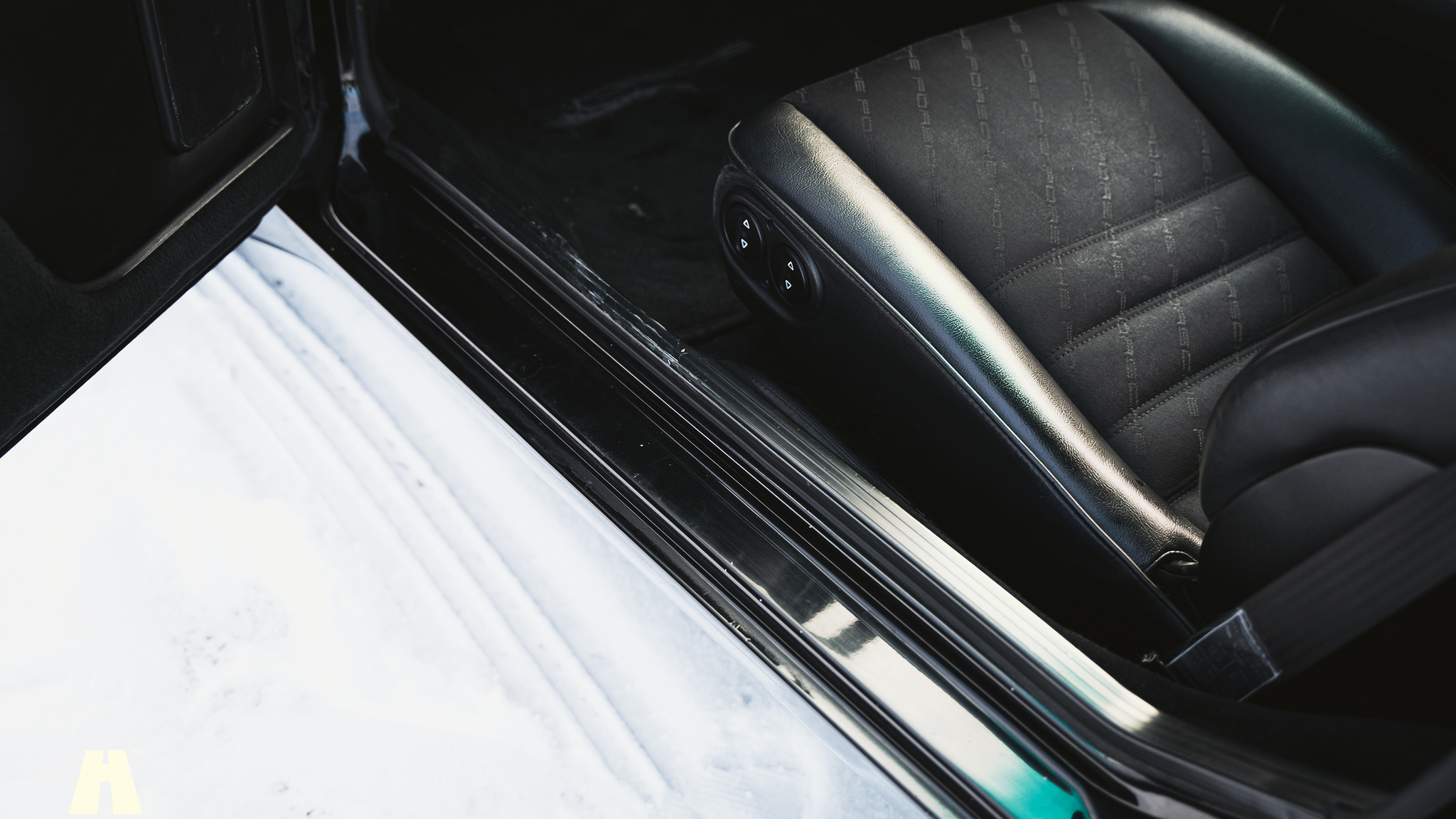 Innenraumfoto von 1990 Porsche 944 S2 (16)