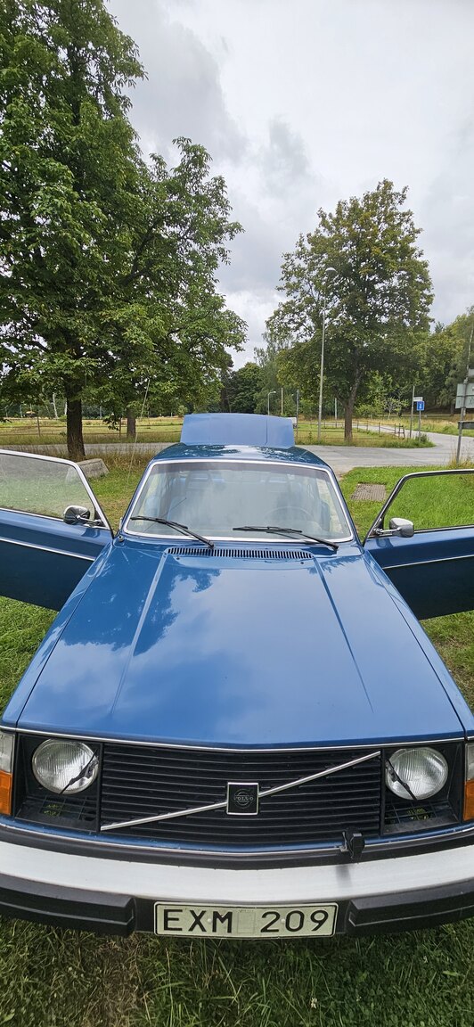 Exteriörbild på 1977 Volvo 242