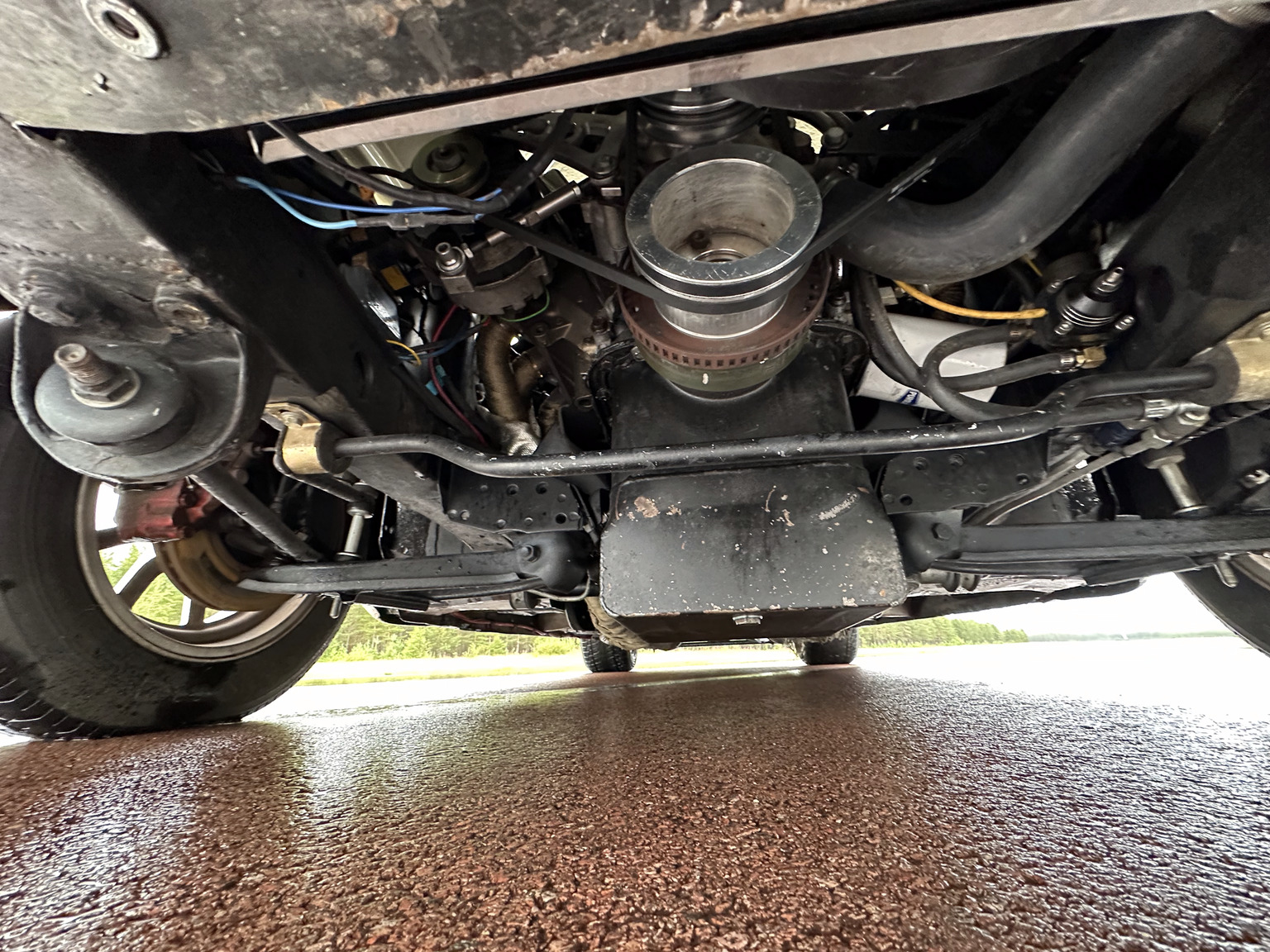 Image of 1964 Ford Fairlane 500 Sport Coupé mechanics (66)