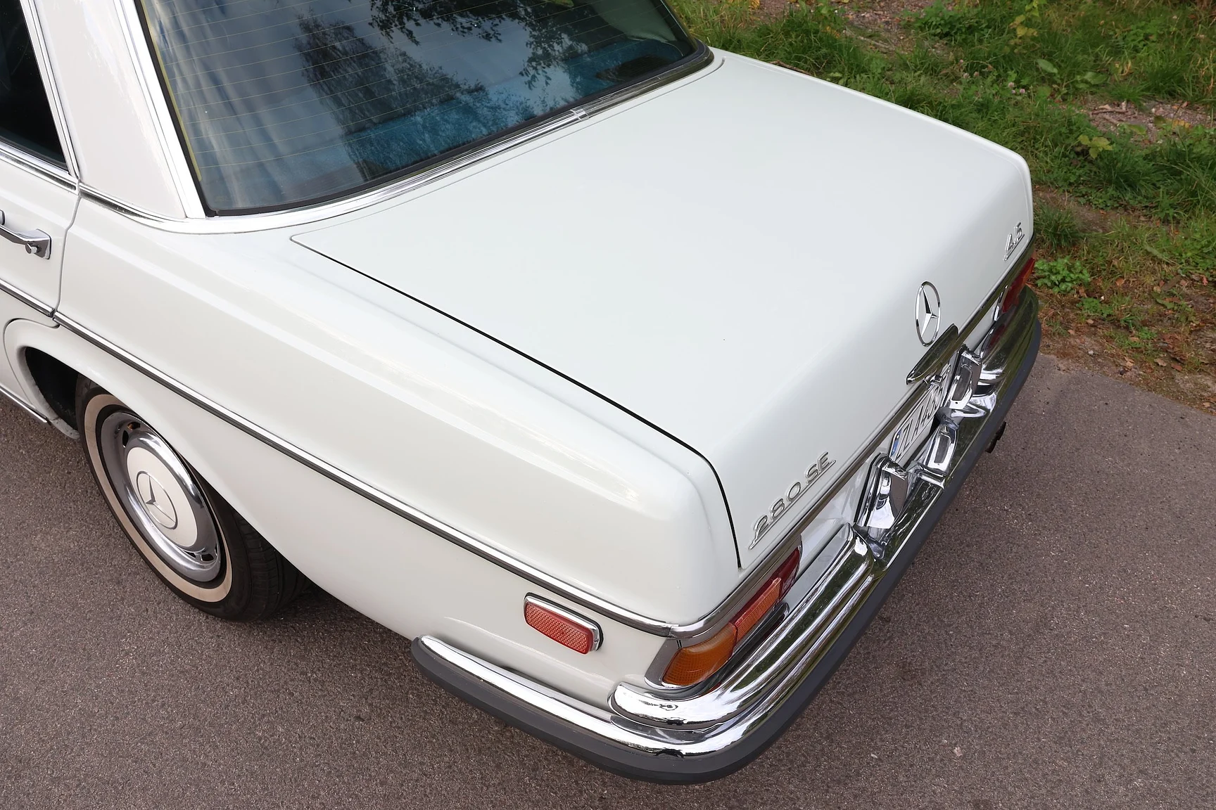 Aussenfoto 1972 Mercedes-Benz 280 SE 4.5  (15)