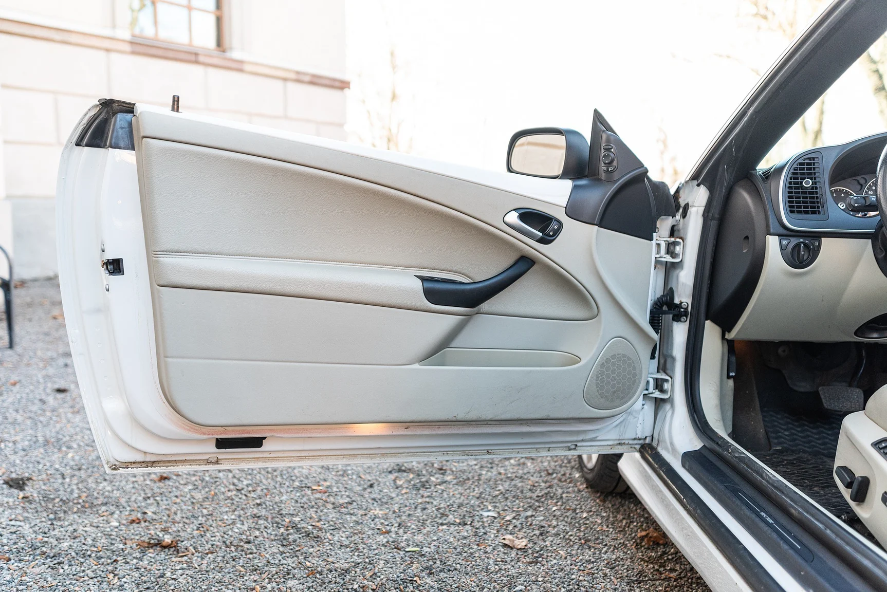Interior image of 2008 SAAB 9-3 Vector 2.0T Cabriolet (10)