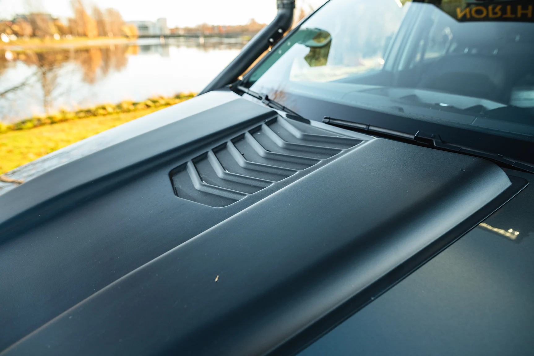 Exterior image of 2020 Northea Camper Expedition Volkswagen Amarok (68)