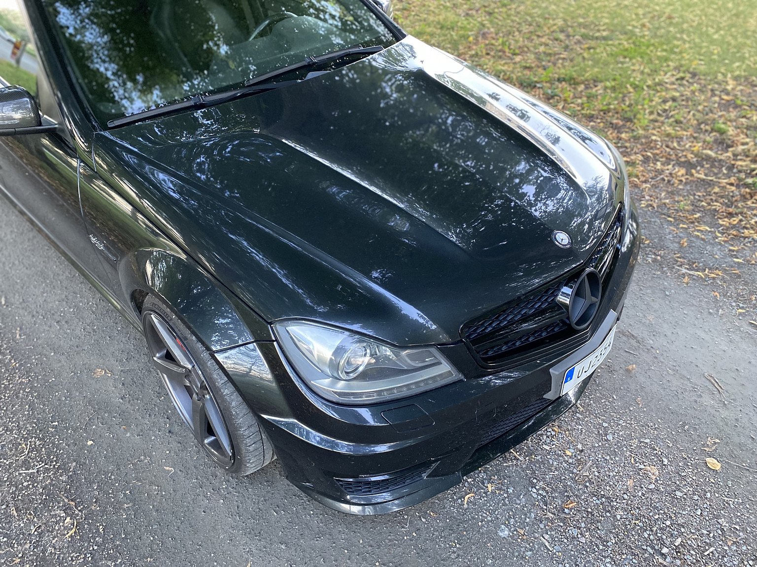 Exterior image of 2011 Mercedes-Benz C 63 AMG