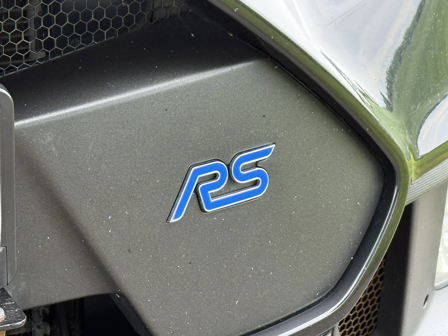 Exterior image of 2016 Ford Focus RS (27)