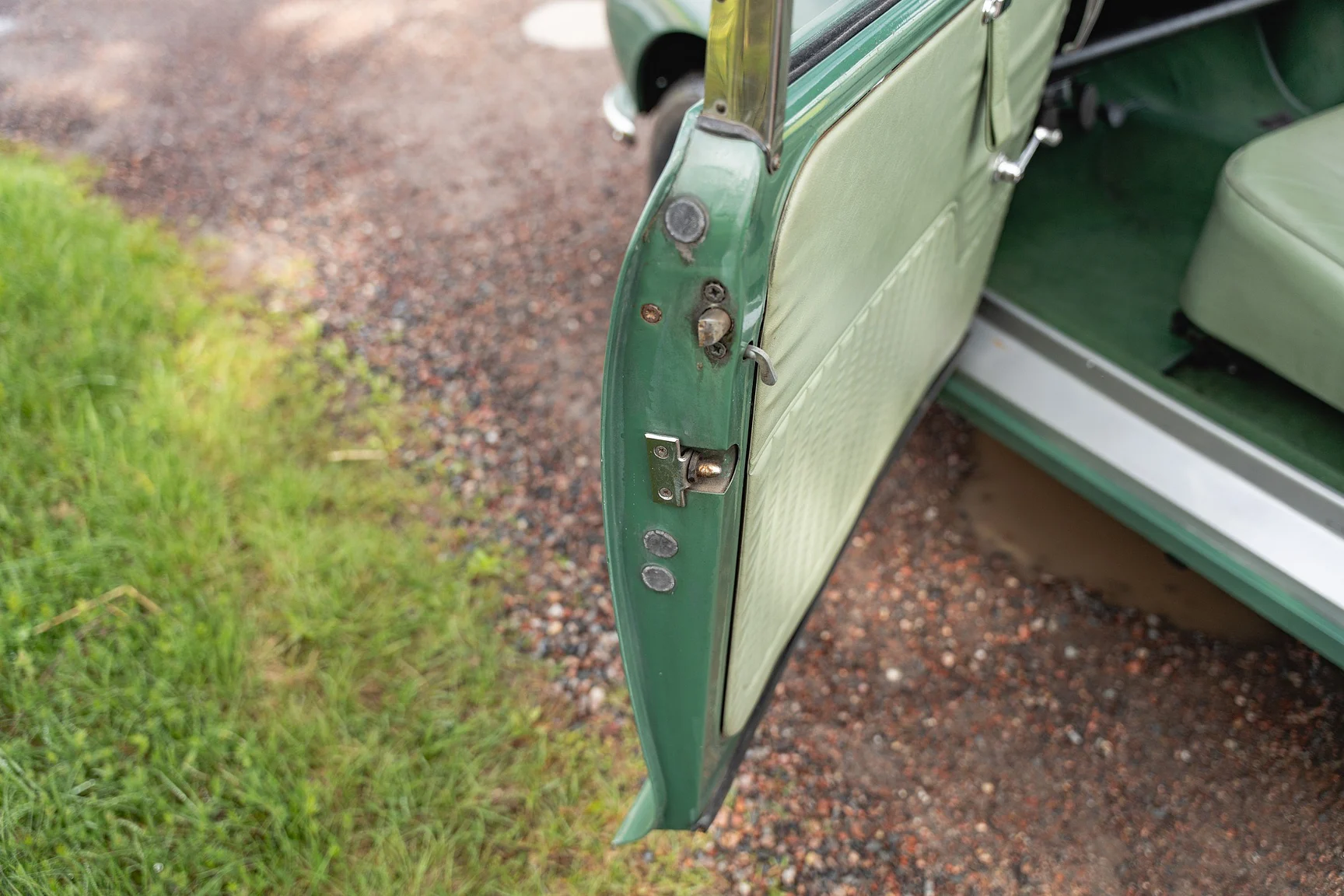 Interior image of 1968 Morris Minor Traveller (21)