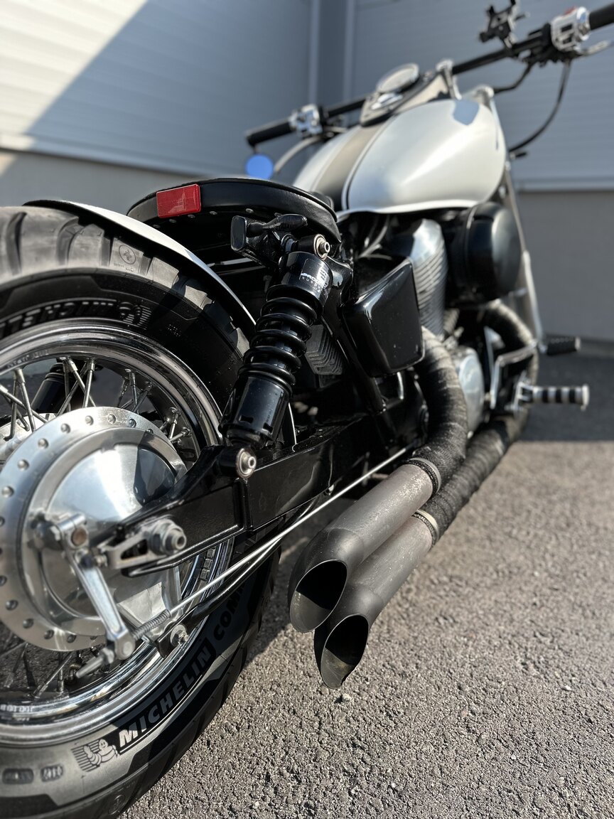 Exteriörbild på 2002 Honda Powersports VT750C Shadow