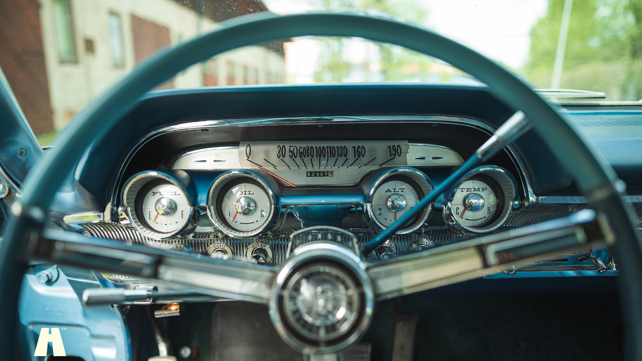 Interior image of 1963 Mercury Monterey Custom 4-door (9)