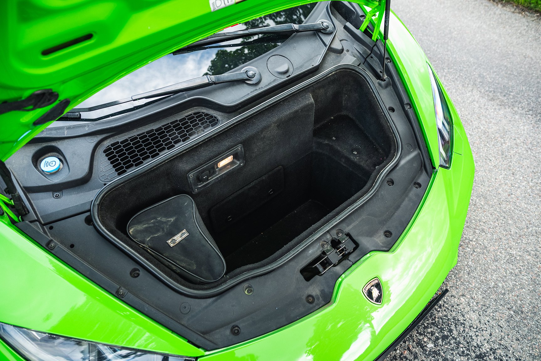 Innenraumfoto von 2016 Lamborghini Huracan LP-610-4