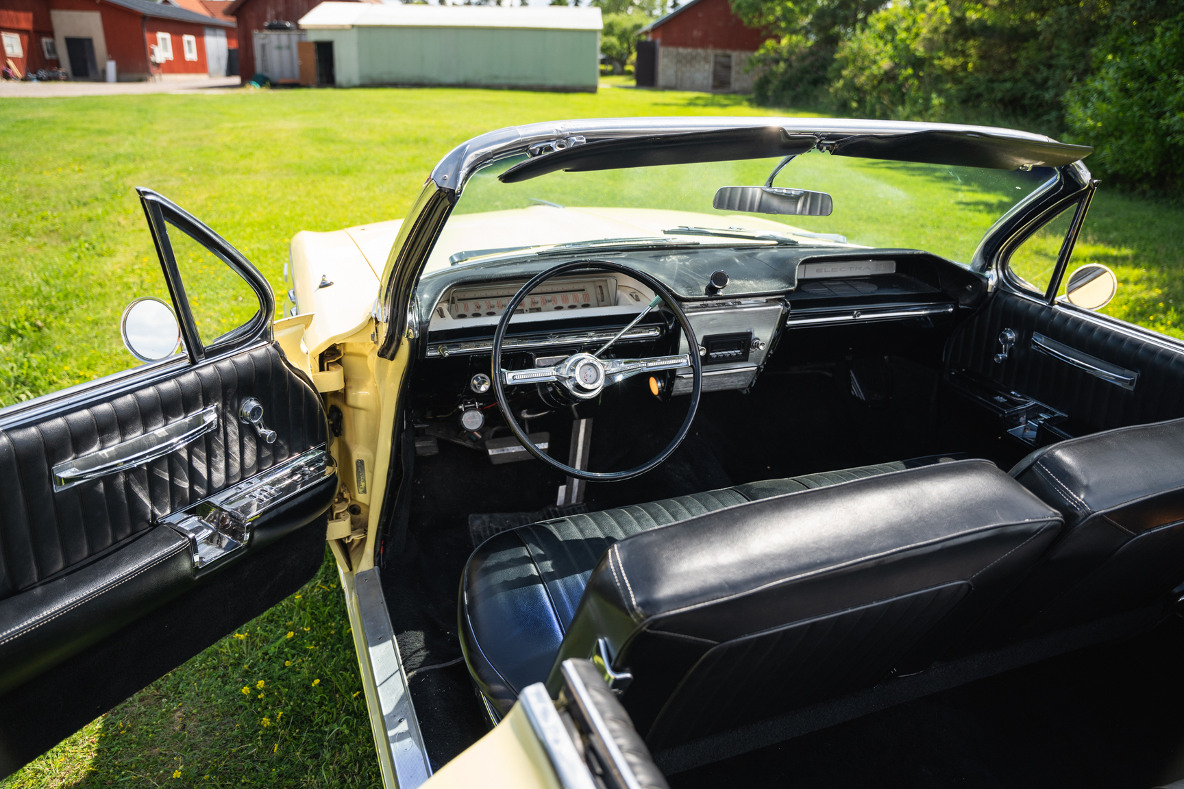 Interiörbild 1961 Buick Electra 225 cab