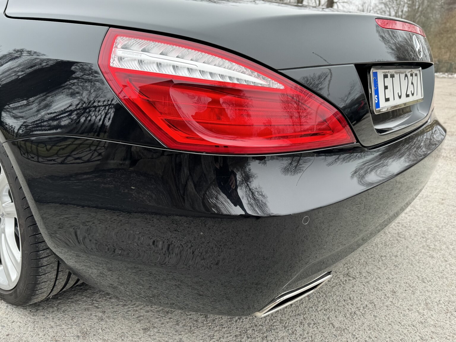 Exteriörbild på 2013 MERCEDES-BENZ SL 500