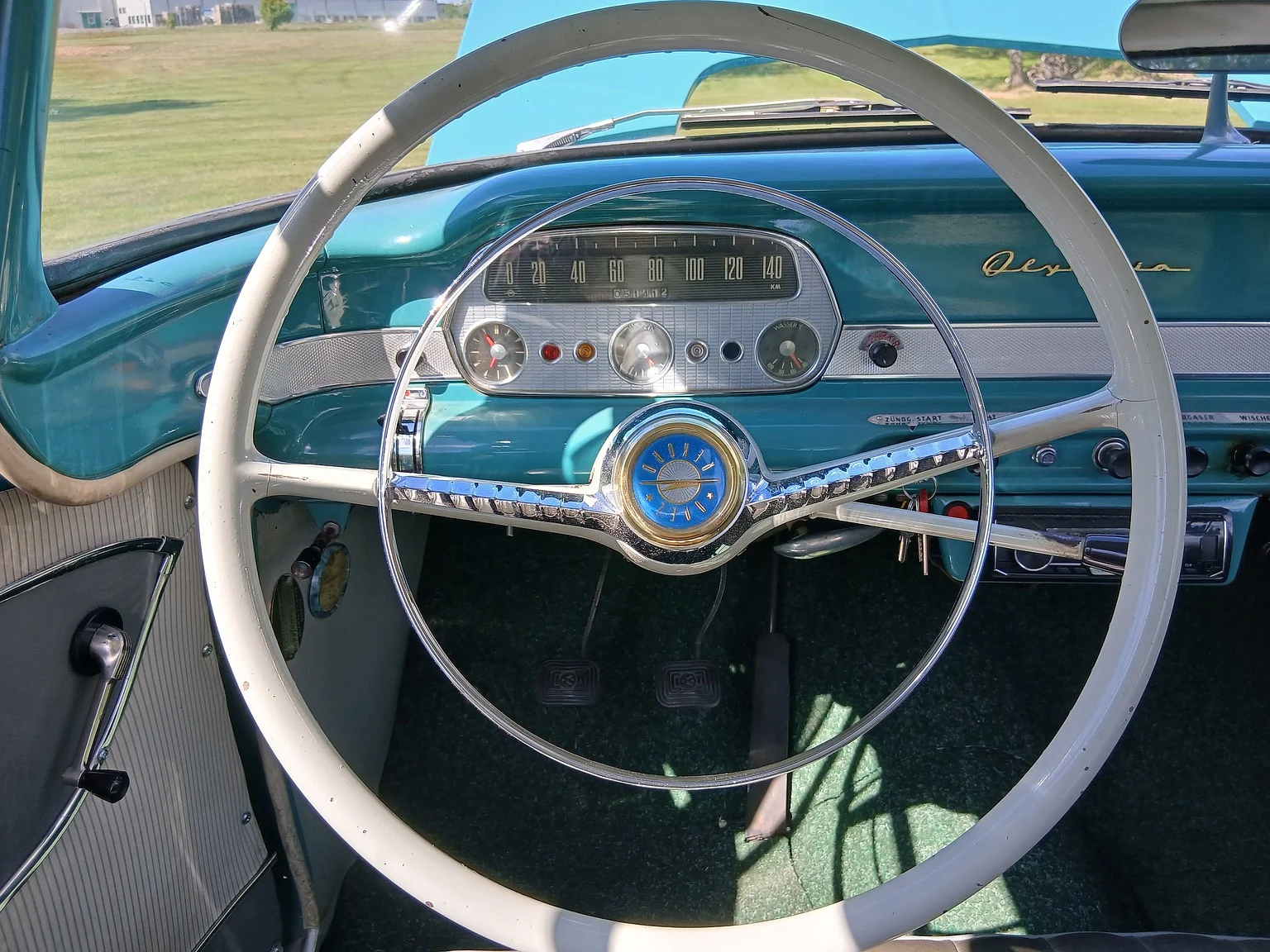 Innenraumfoto von 1958 Opel Rekord Olympia (4)