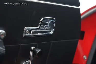 #<Image:0x00007fe2c84ee898>