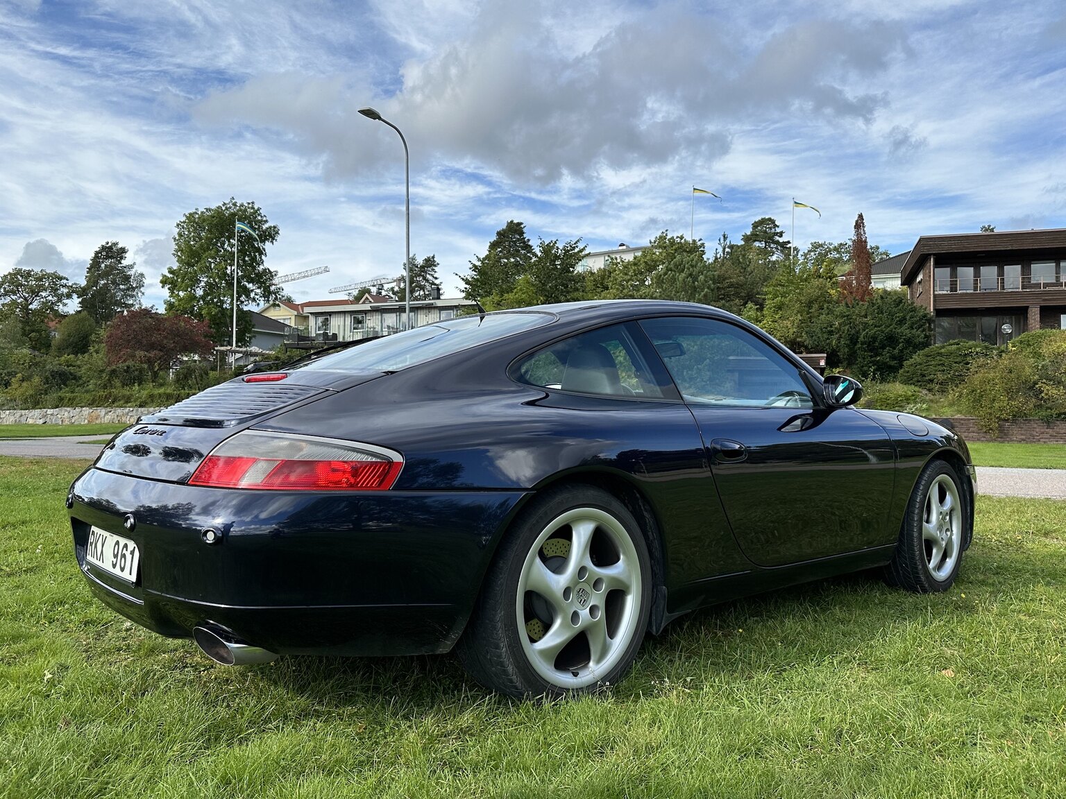 Exteriörbild på 1999 Porsche 911 Carrera