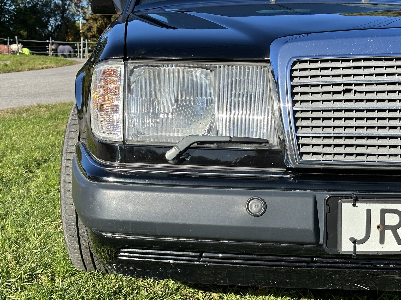 Aussenfoto 1990 Mercedes-Benz 300 CE 24V