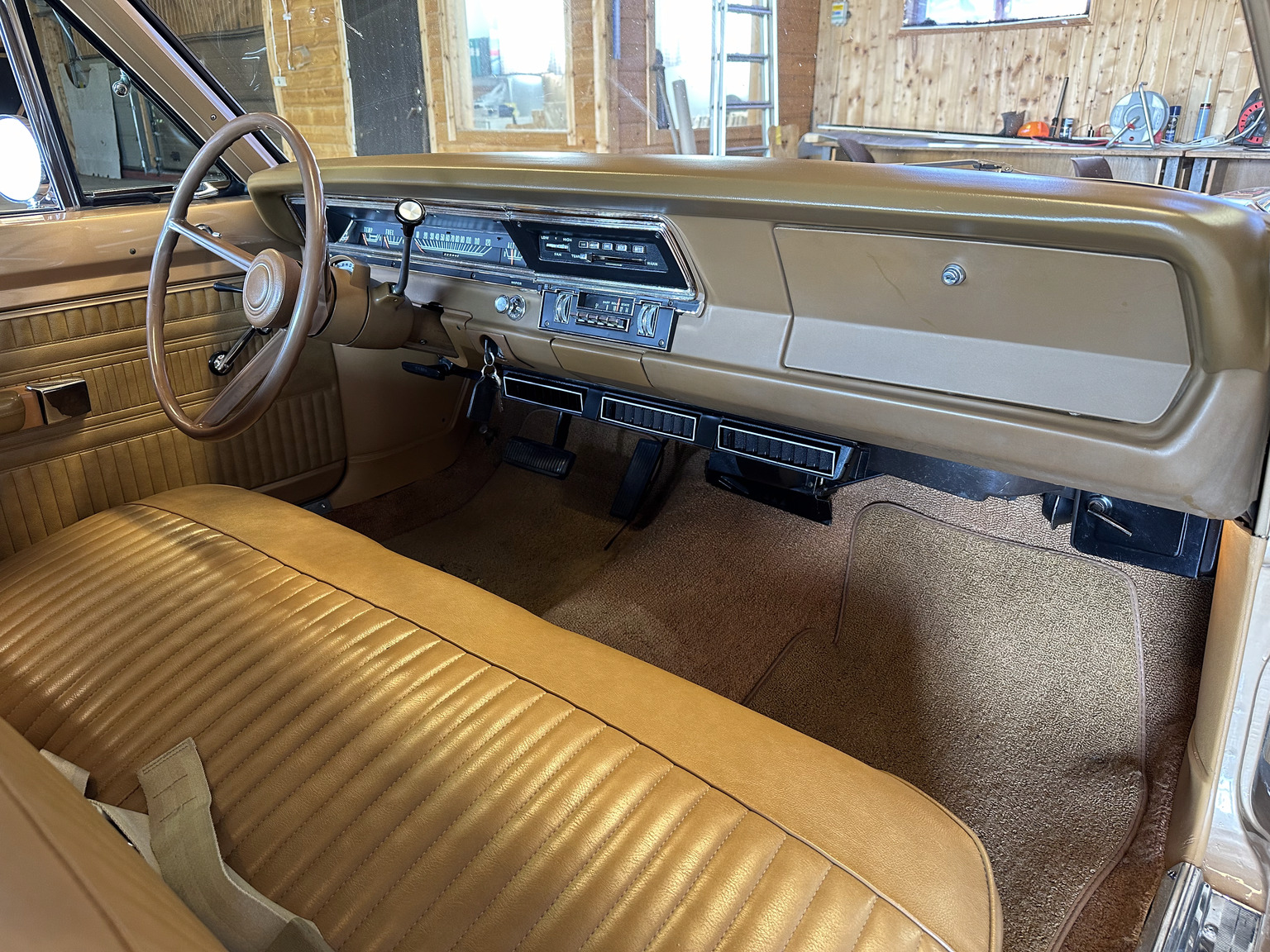 Interiörbild 1969 Dodge Dart Swinger 340 (24)