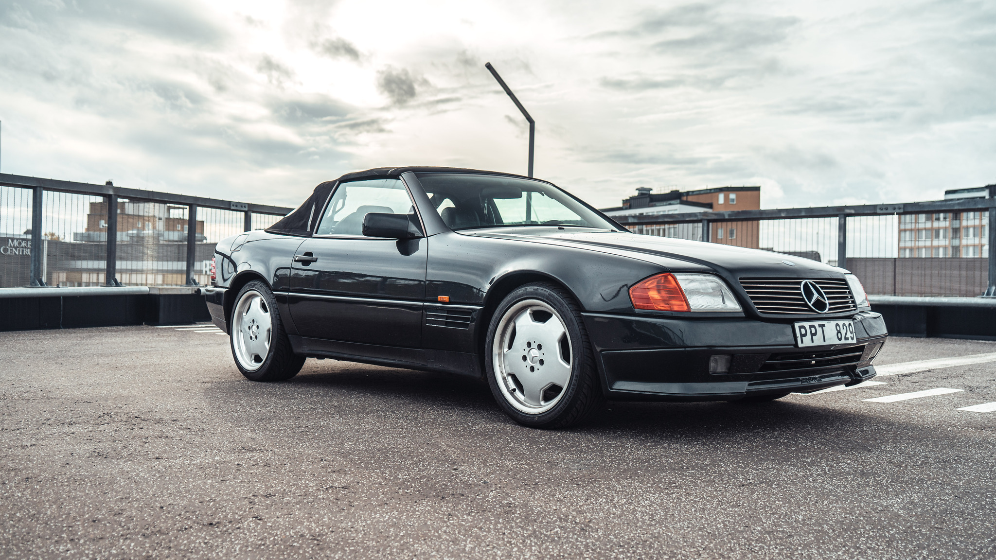 Aussenfoto 1994 Mercedes SL320 (R129)  (7)