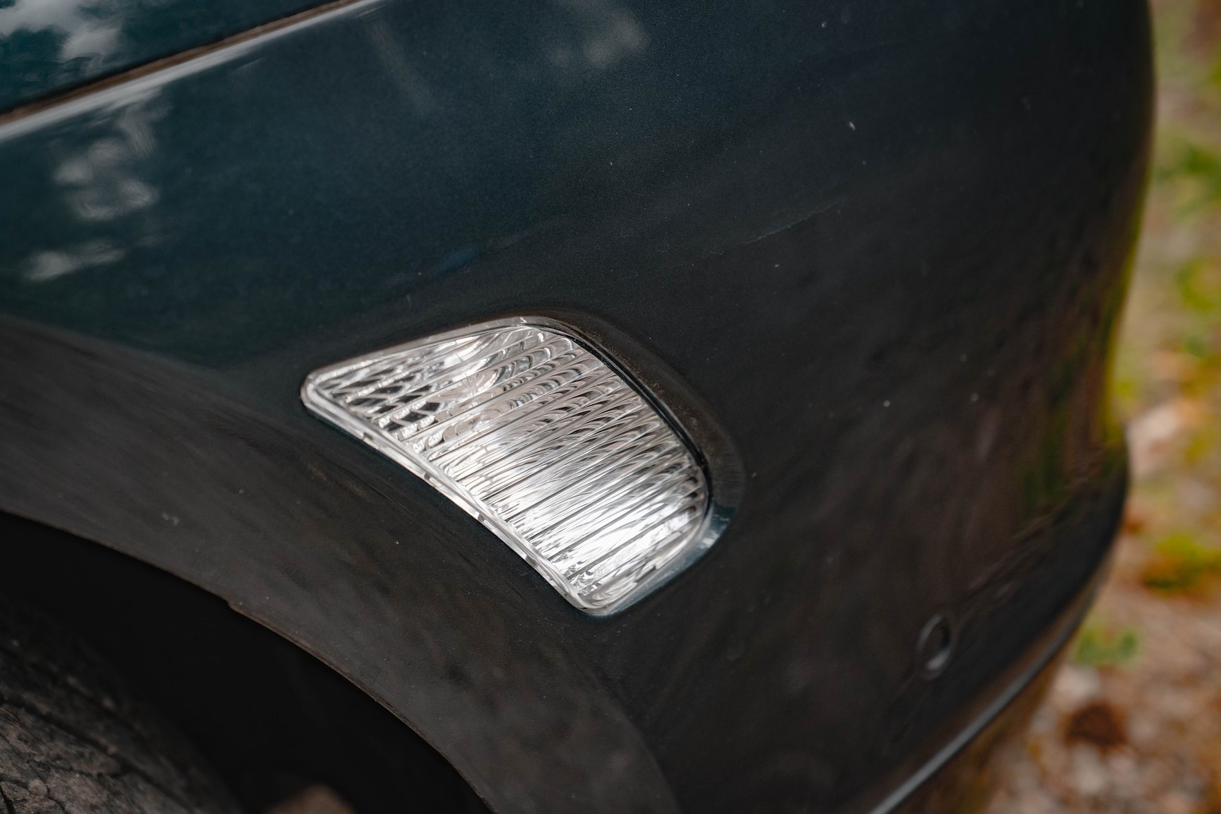 Exterior image of 2005 Porsche Cayenne Turbo WLS