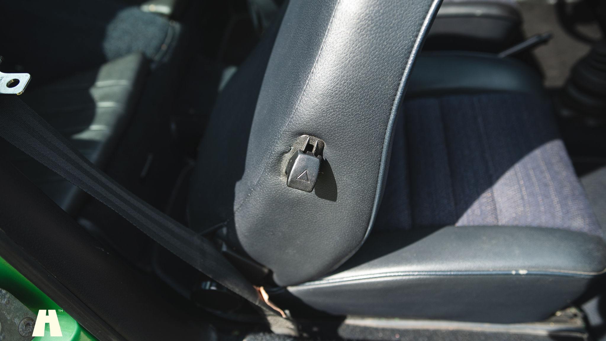 Interior image of 1976 Porsche 911 Targa