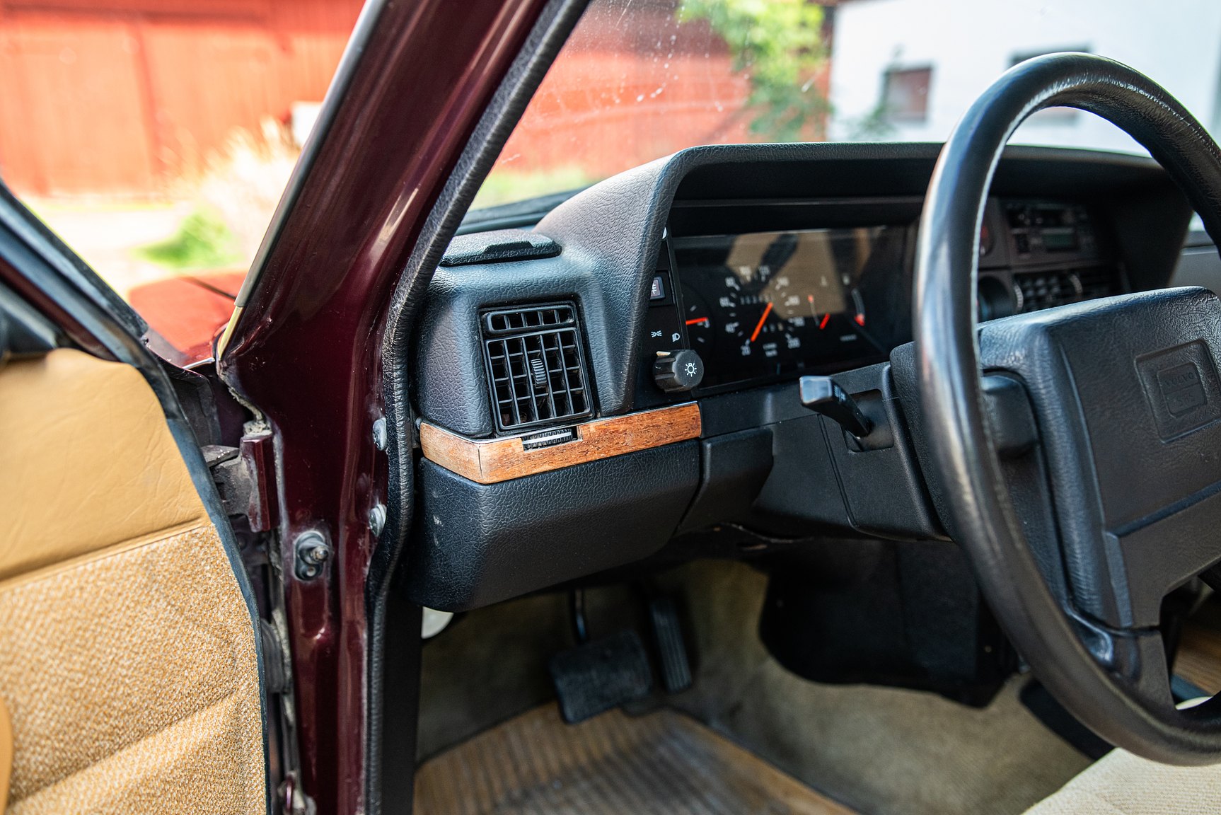 Interiörbild 1993 Volvo 245 GL Classic "No Reserve Auction"