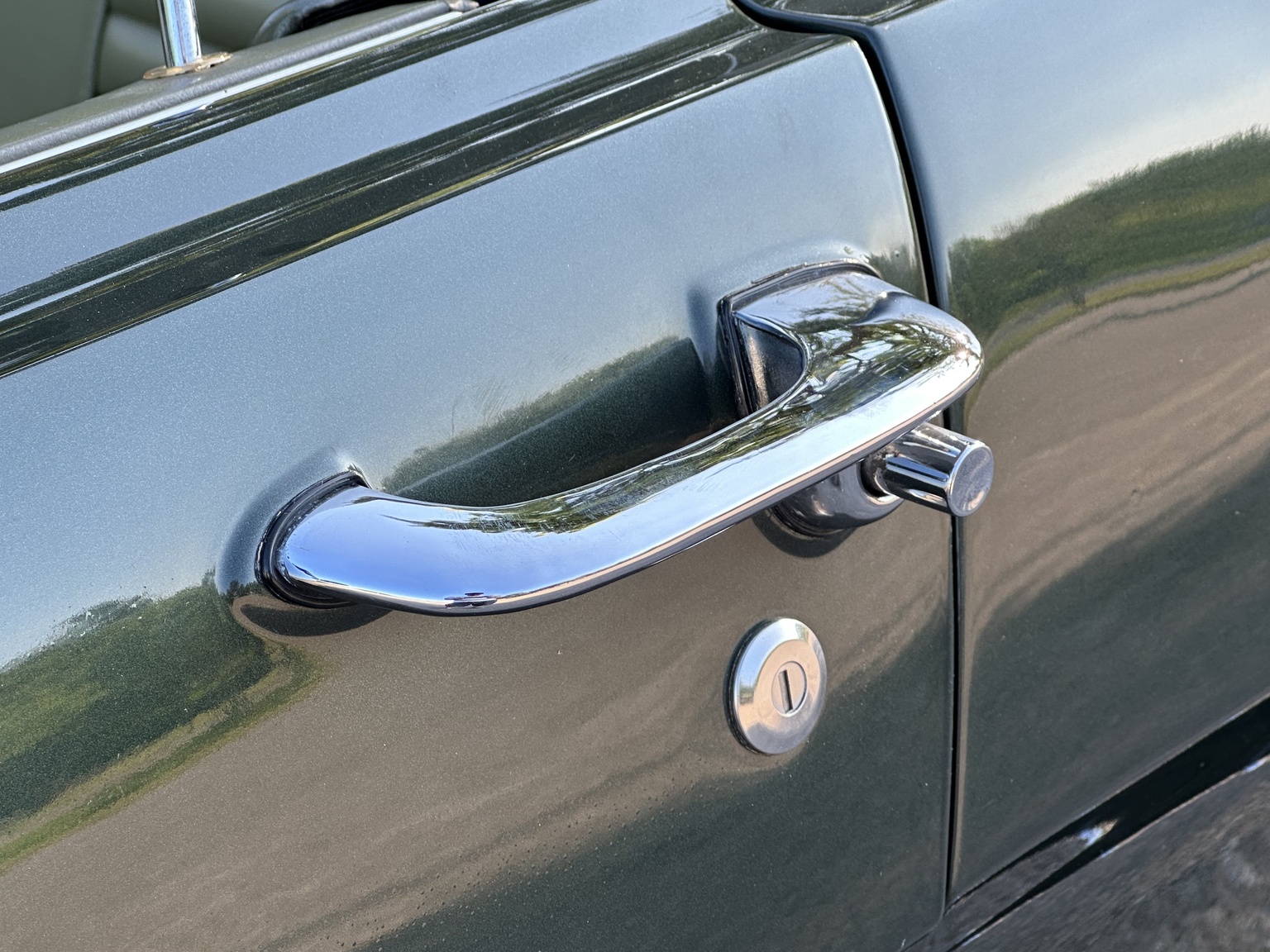 Exteriörbild på 1965 Ford Mustang 289 Cabriolet