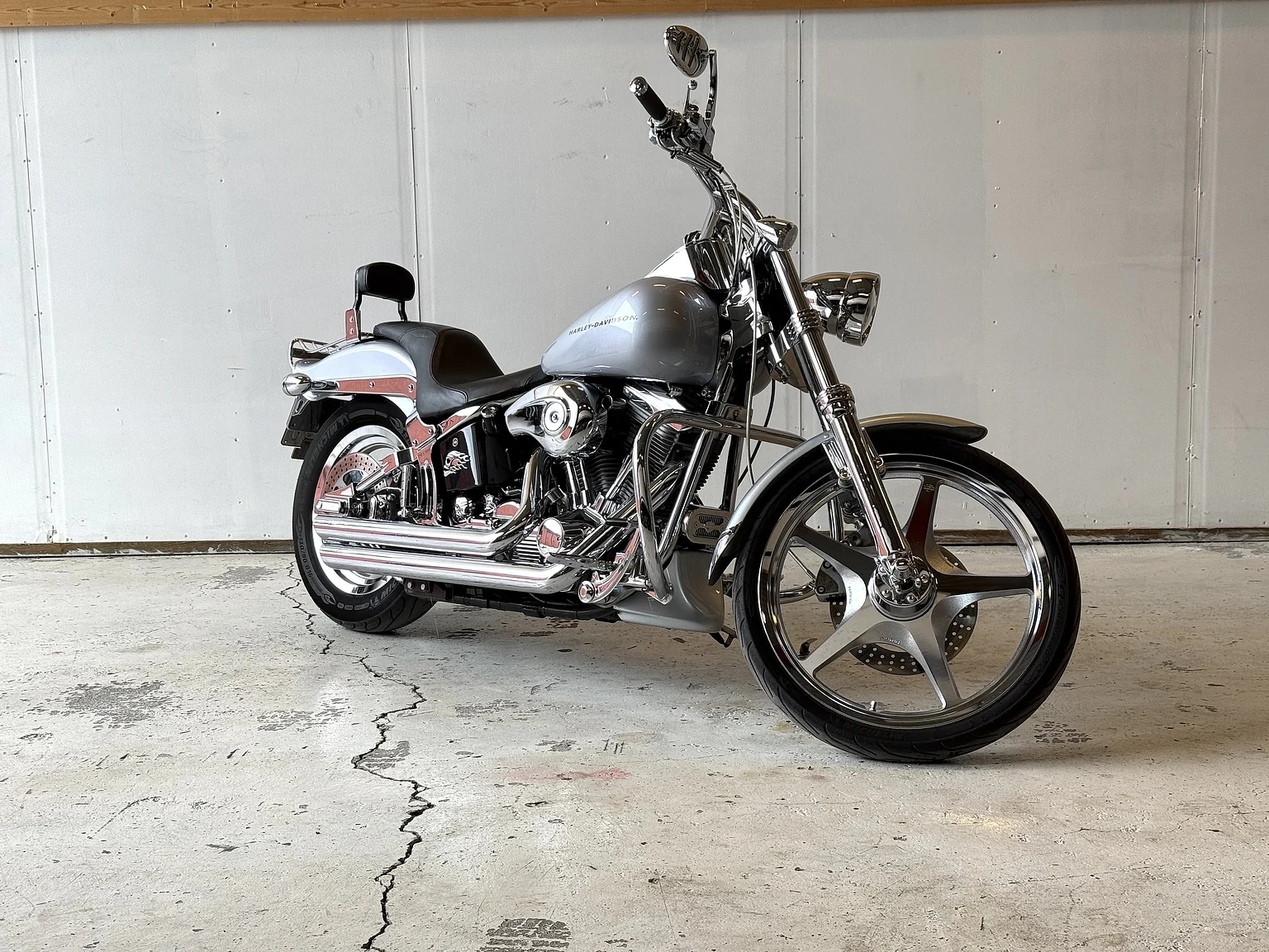 Aussenfoto 1999 Harley-Davidson Fxst Softail (3)