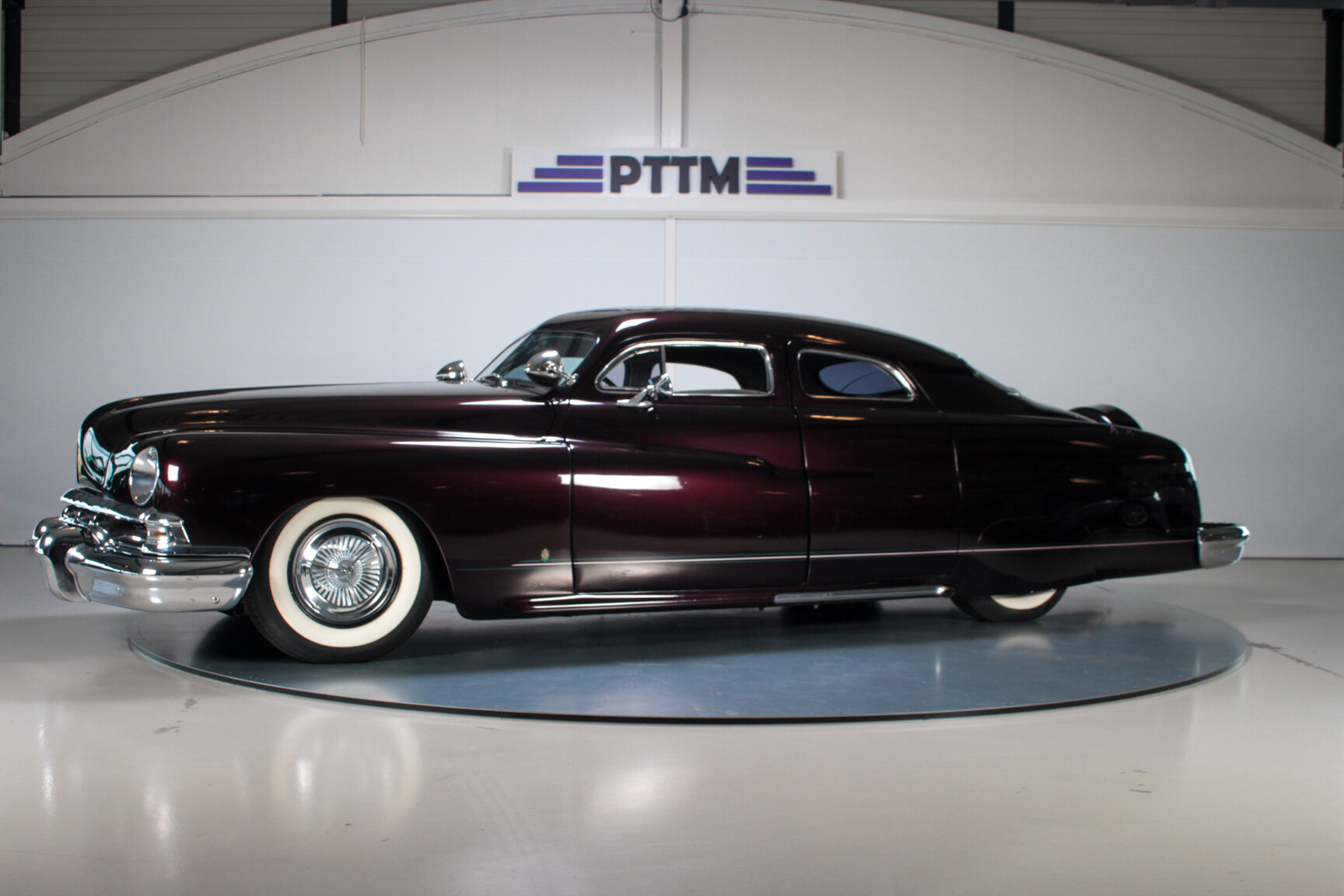 Exterior image of 1951 Lincoln Cosmopolitan 