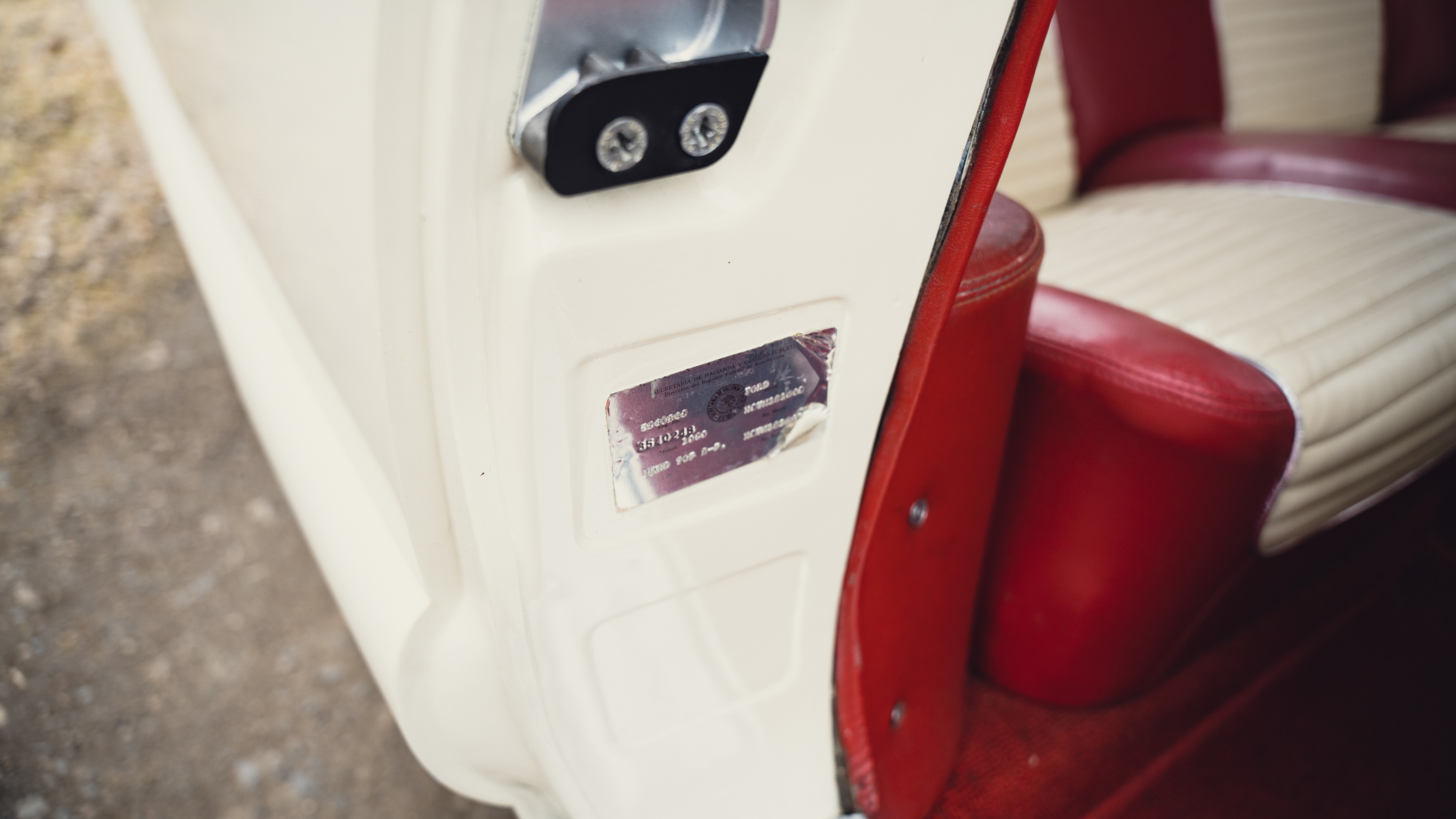 Innenraumfoto von 1959 Ford Thunderbird hardtop