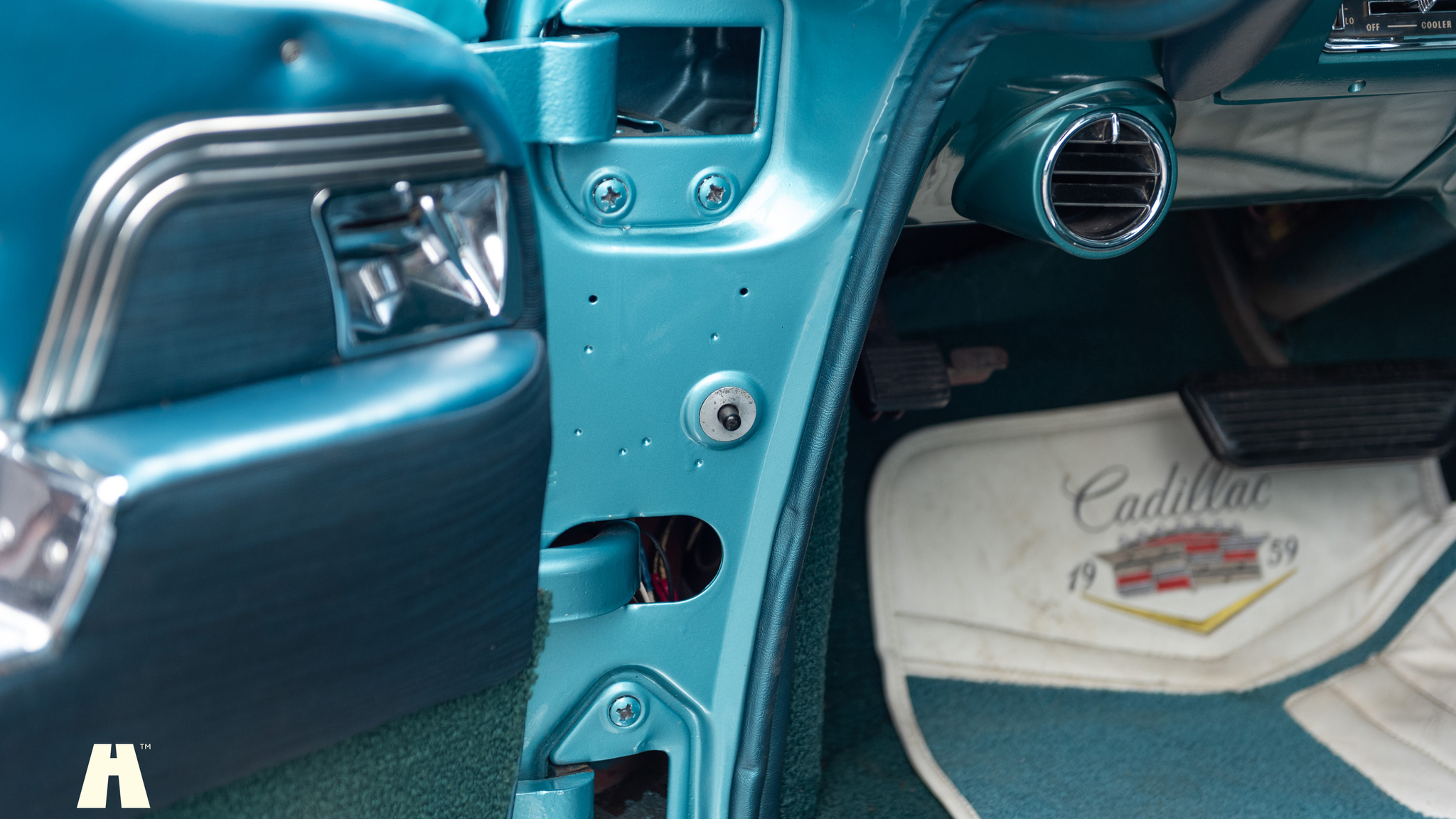 Interior image of 1959 Cadillac Coupé de Ville 6.4 V8