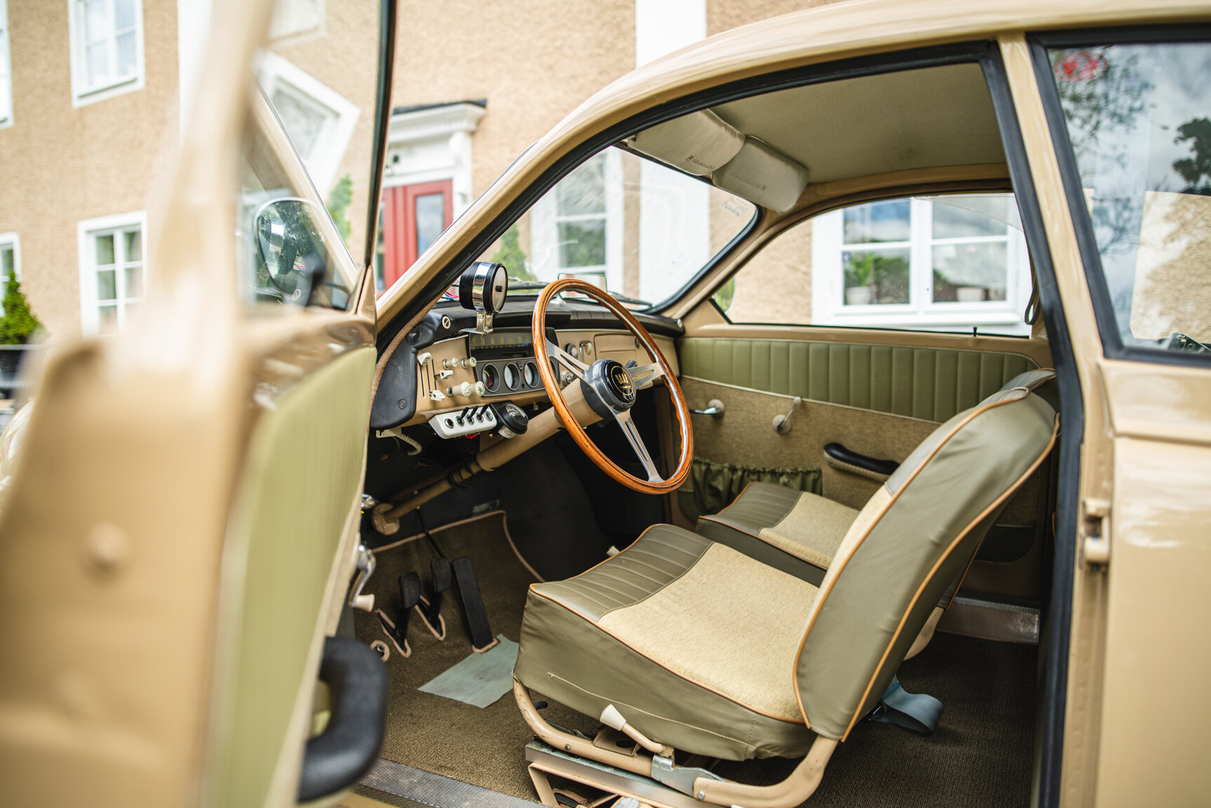 Interior image of 1961 SAAB 96 De Luxe 