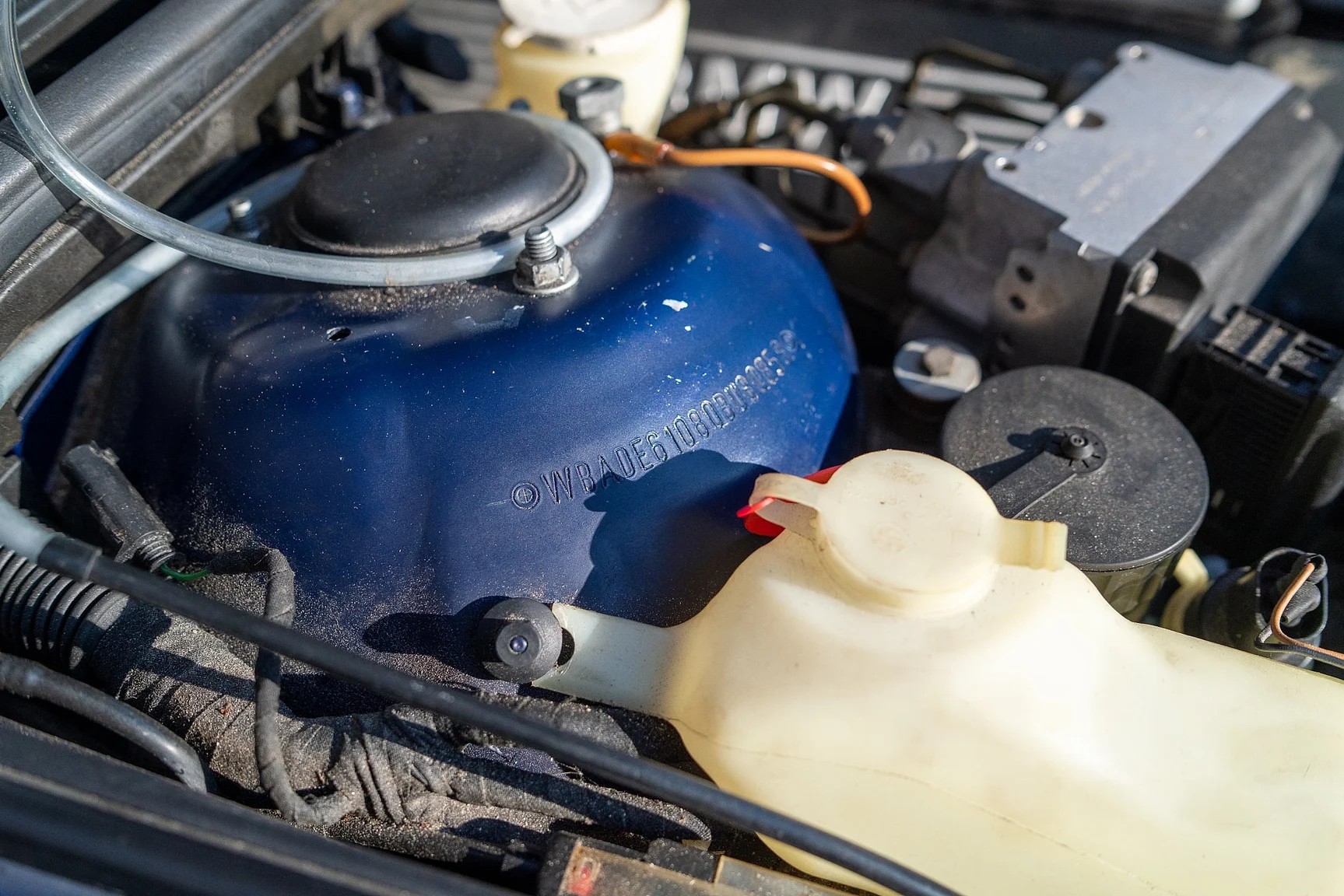 Image of 1996 BMW 540iA (3) mechanics