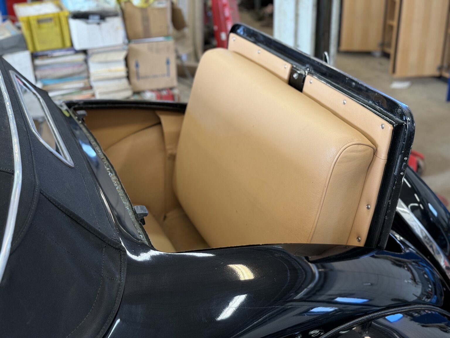 Interior image of 1939 Citroën Berline 11 Sport Convertible