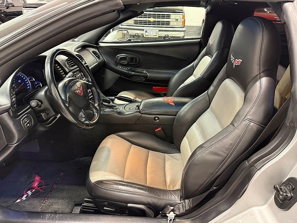 Bild von 2001 Chevrolet Corvette (16)