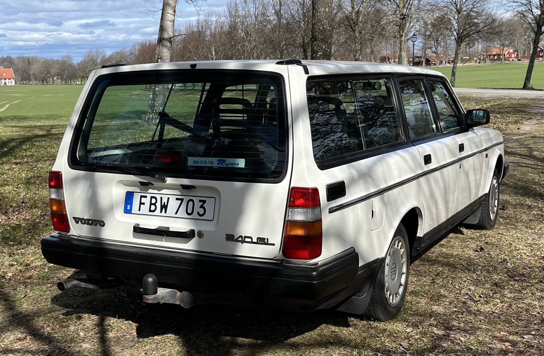 Exterior image of 1993 Volvo 245 GL