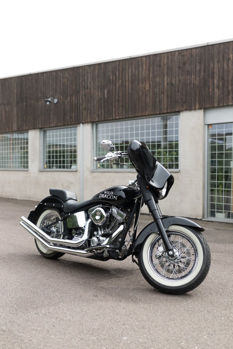 Exterior image of 2014 Harley Davidson Custom