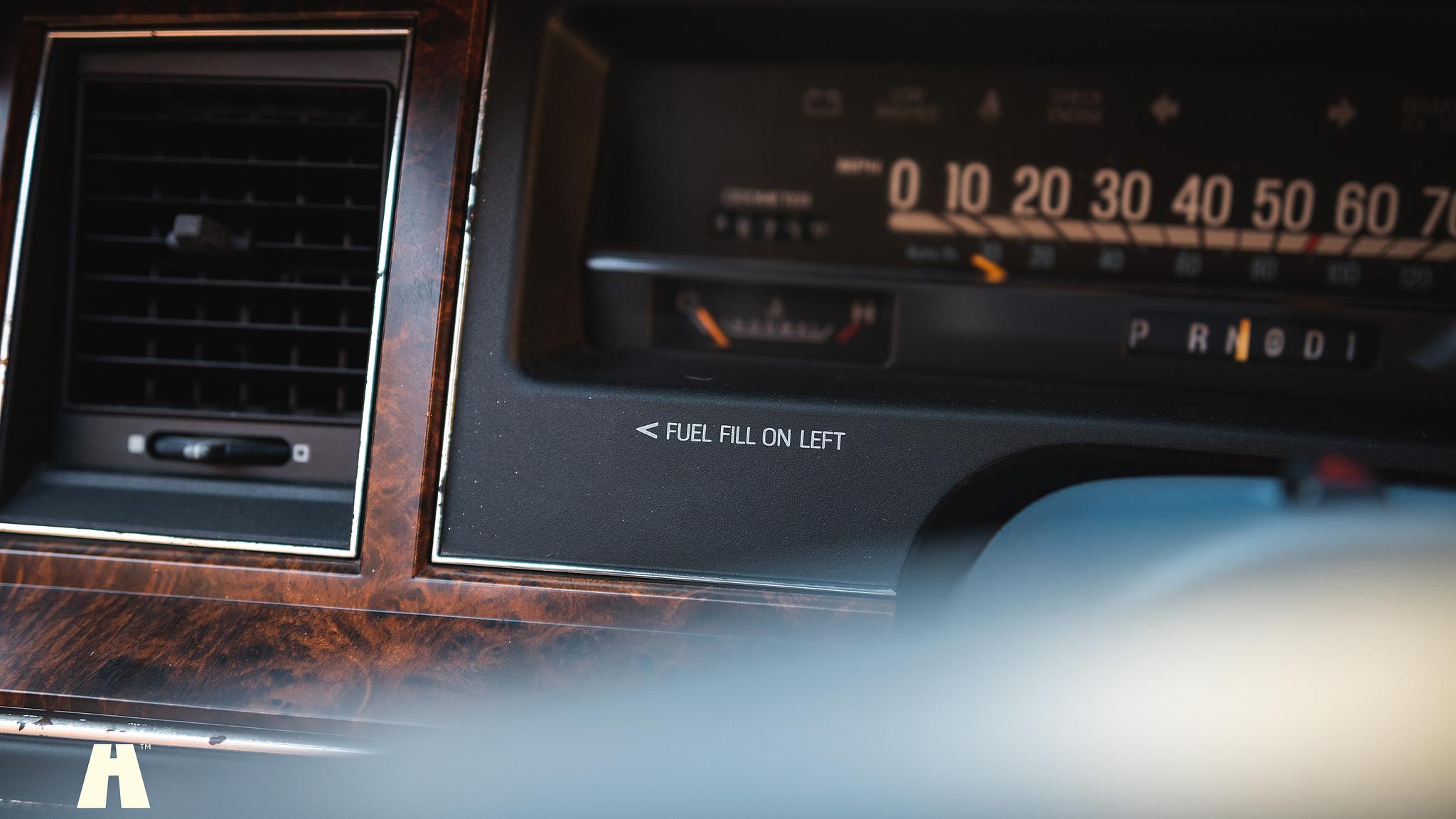 Innenraumfoto von 1992 Lincoln Town Car Limousine 