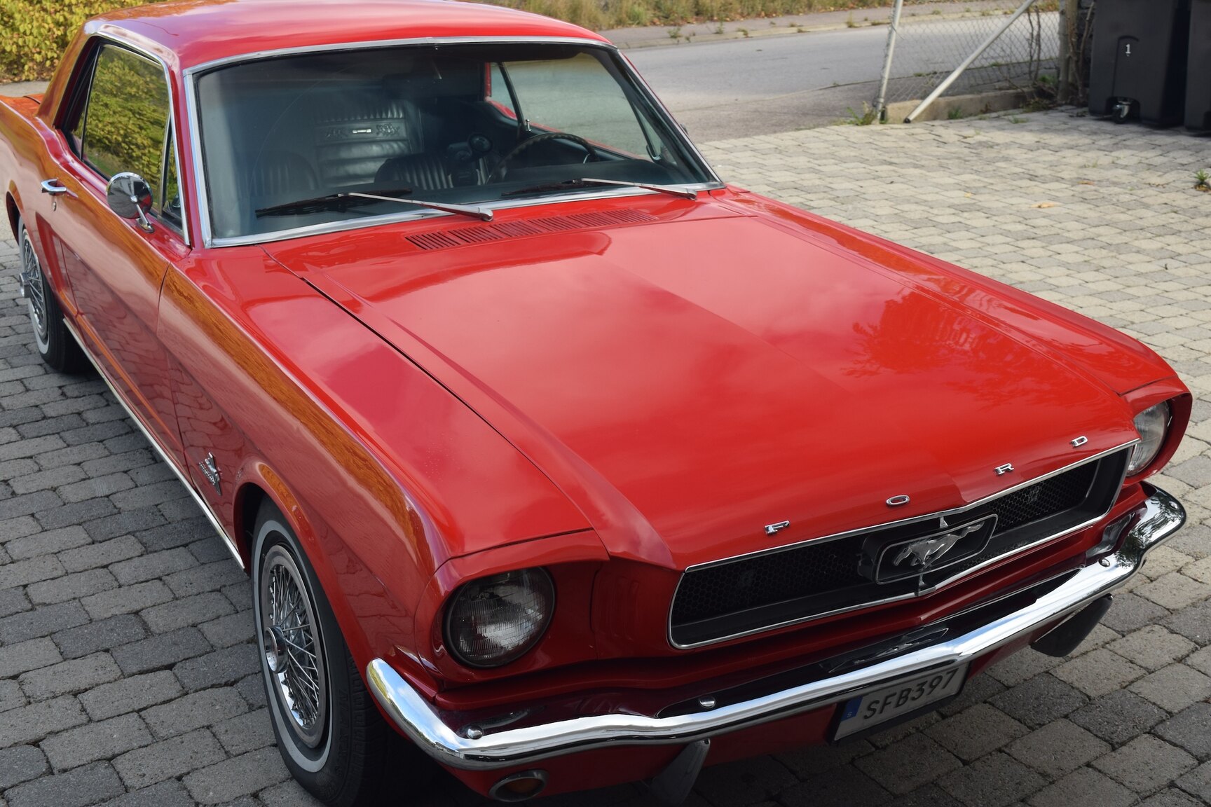 Exteriörbild på 1965 Ford Mustang 