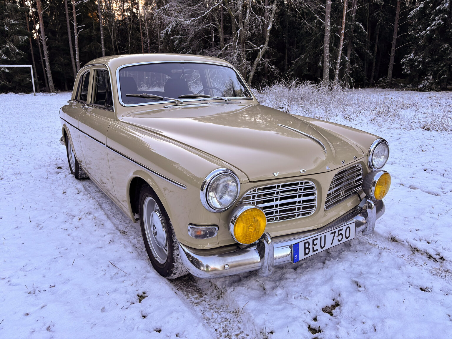 Exterior image of 1965 Volvo Amazon