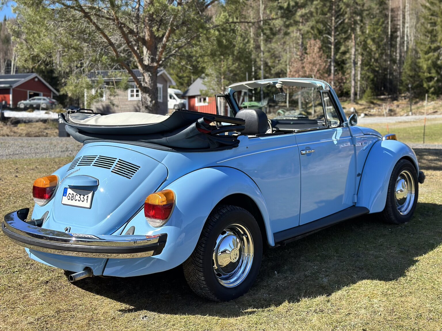 Exteriörbild på 1979 Volkswagen Beetle 1303 Käfer (16)