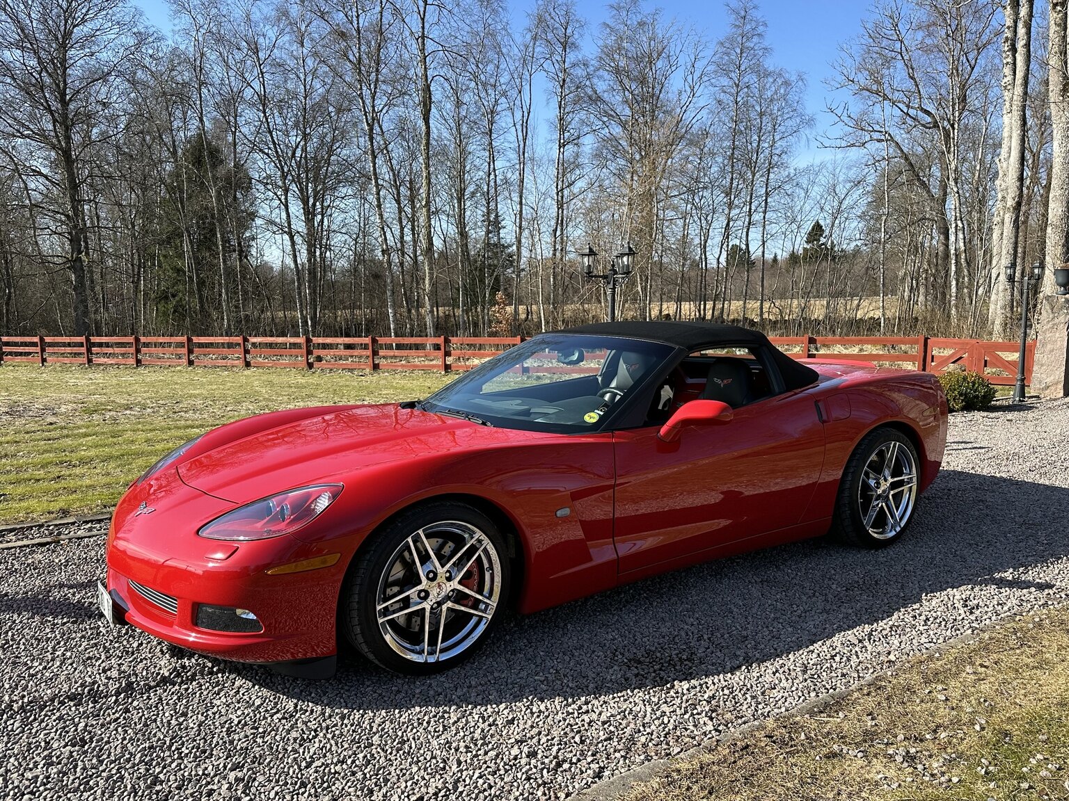 Exteriörbild på 2005 Corvette C6 Z51 Cabriolet