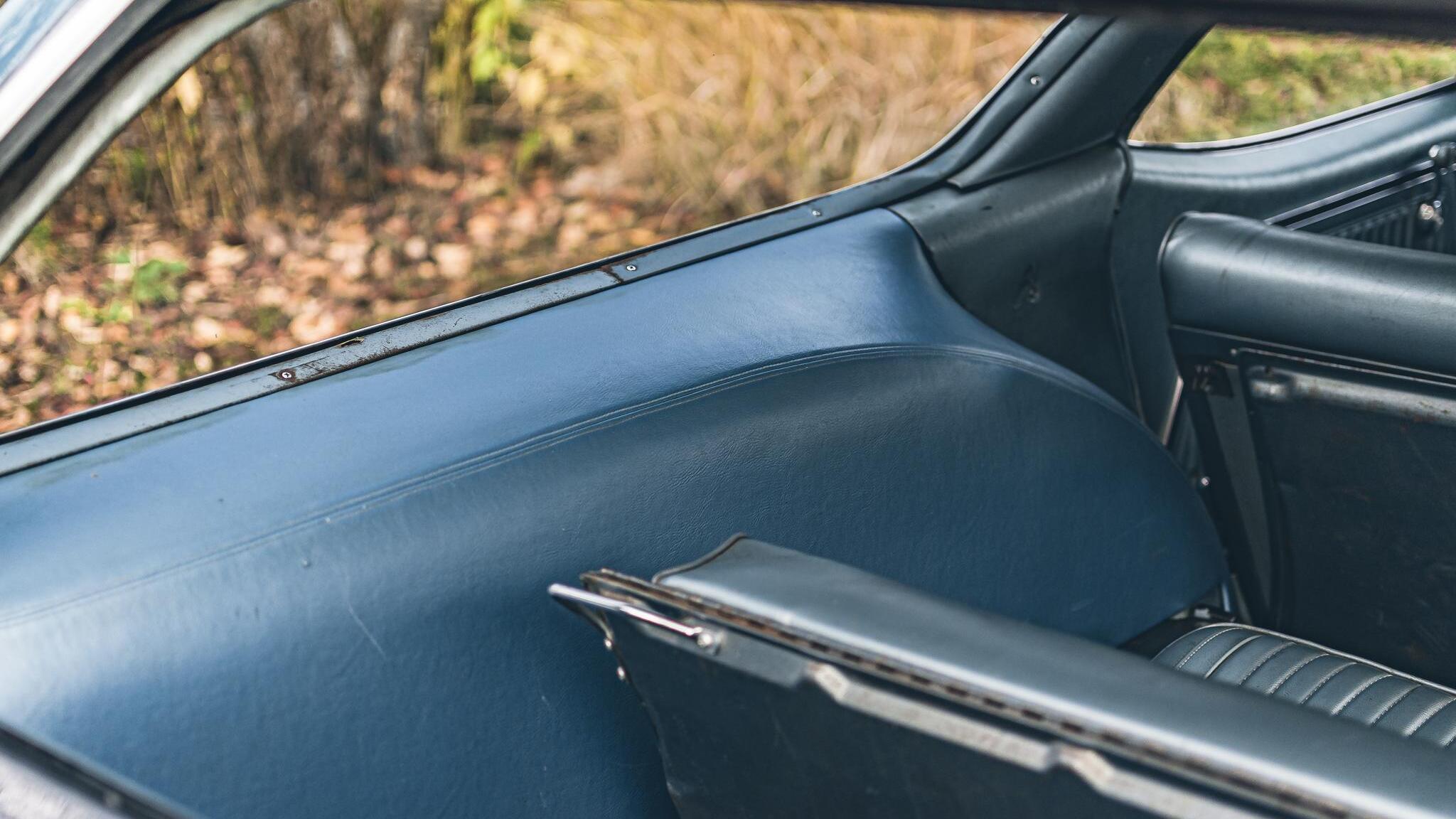 Innenraumfoto von 1968 Oldsmobile Vista Cruiser