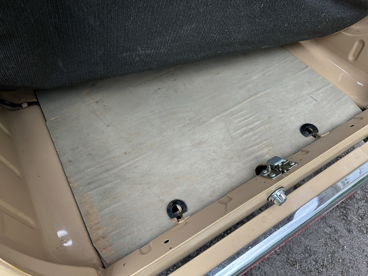 Interior image of 1961 SAAB 96 De Luxe 