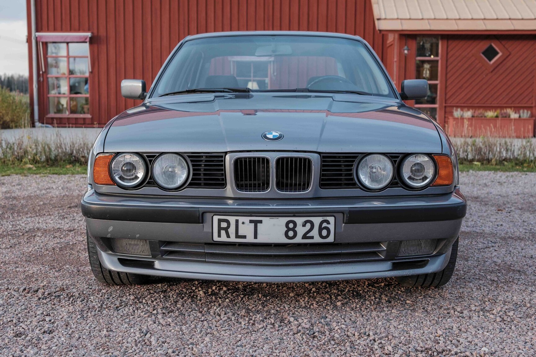 Exterior image of 1993 Bmw 525i M-Technic