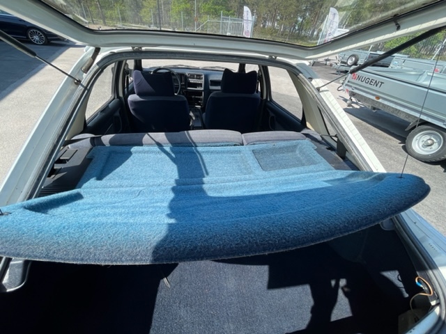 Interior image of 1983 Ford Sierra