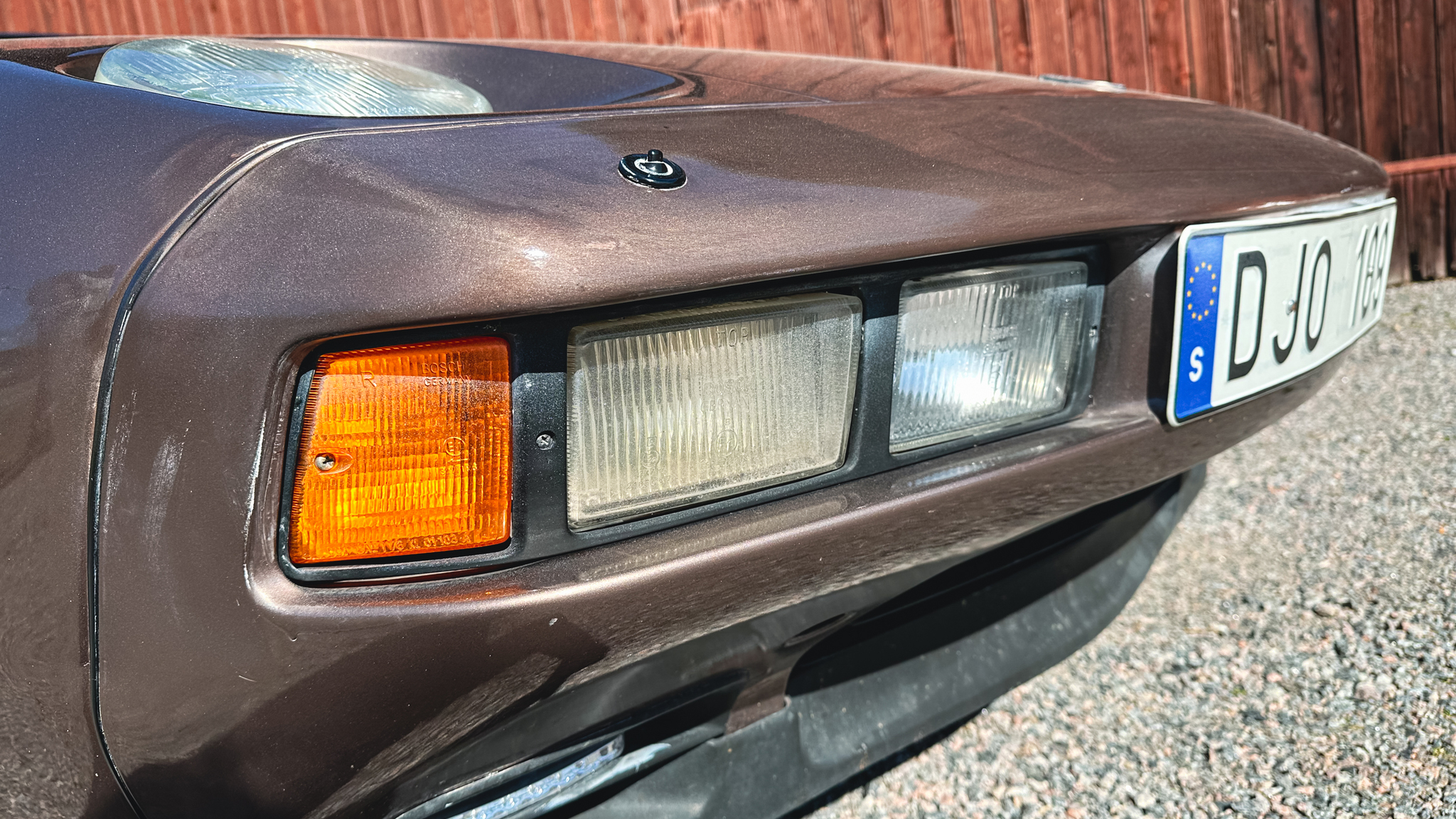 Exteriörbild på 1983 Porsche 928 S (29)