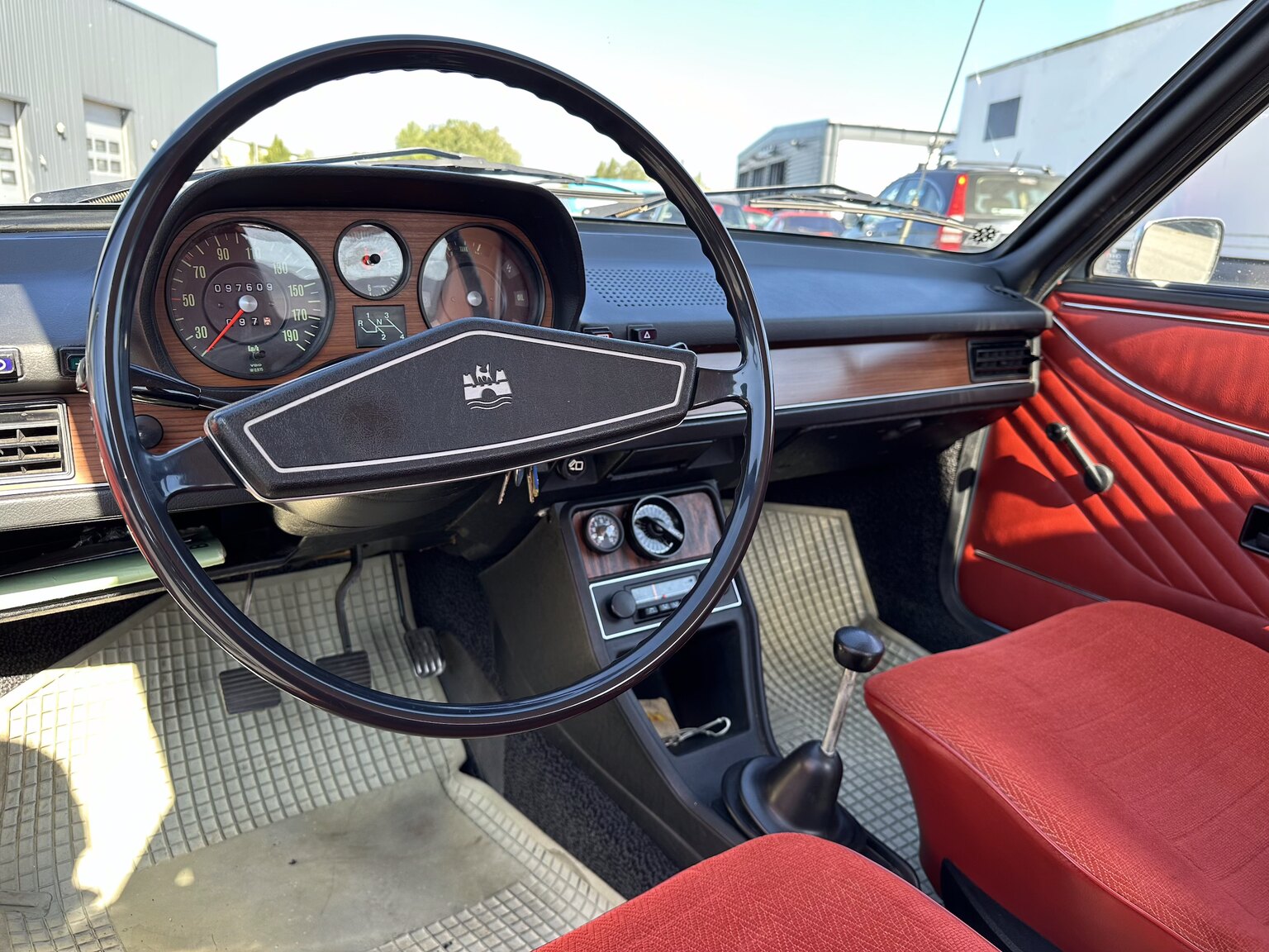 Interiörbild 1974 Volkswagen Passat Two Door