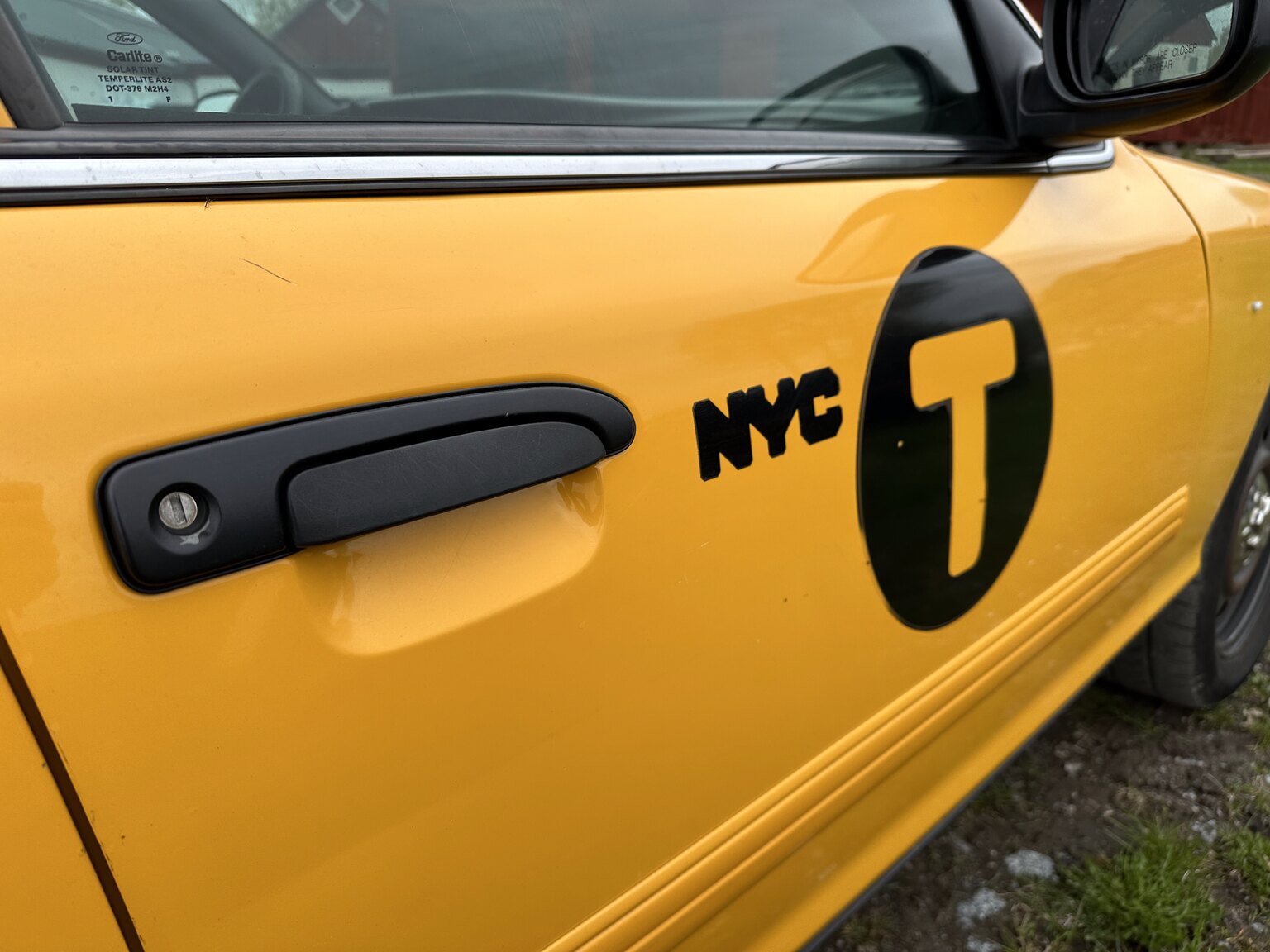 Aussenfoto 2011 Ford Crown Victoria New York Cab (54)