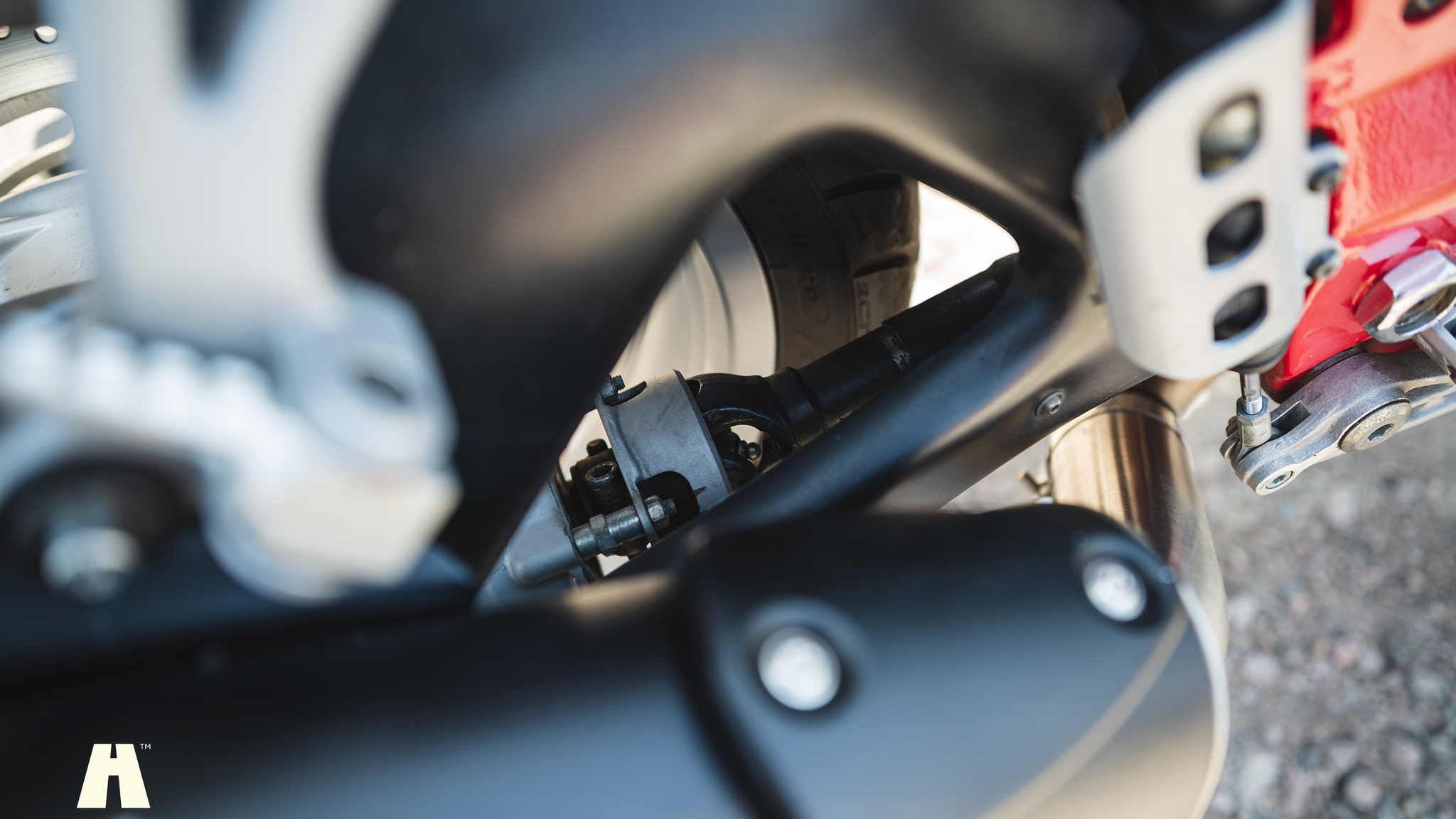 Image of 2002 Moto Guzzi V11 Sport mechanics (35)