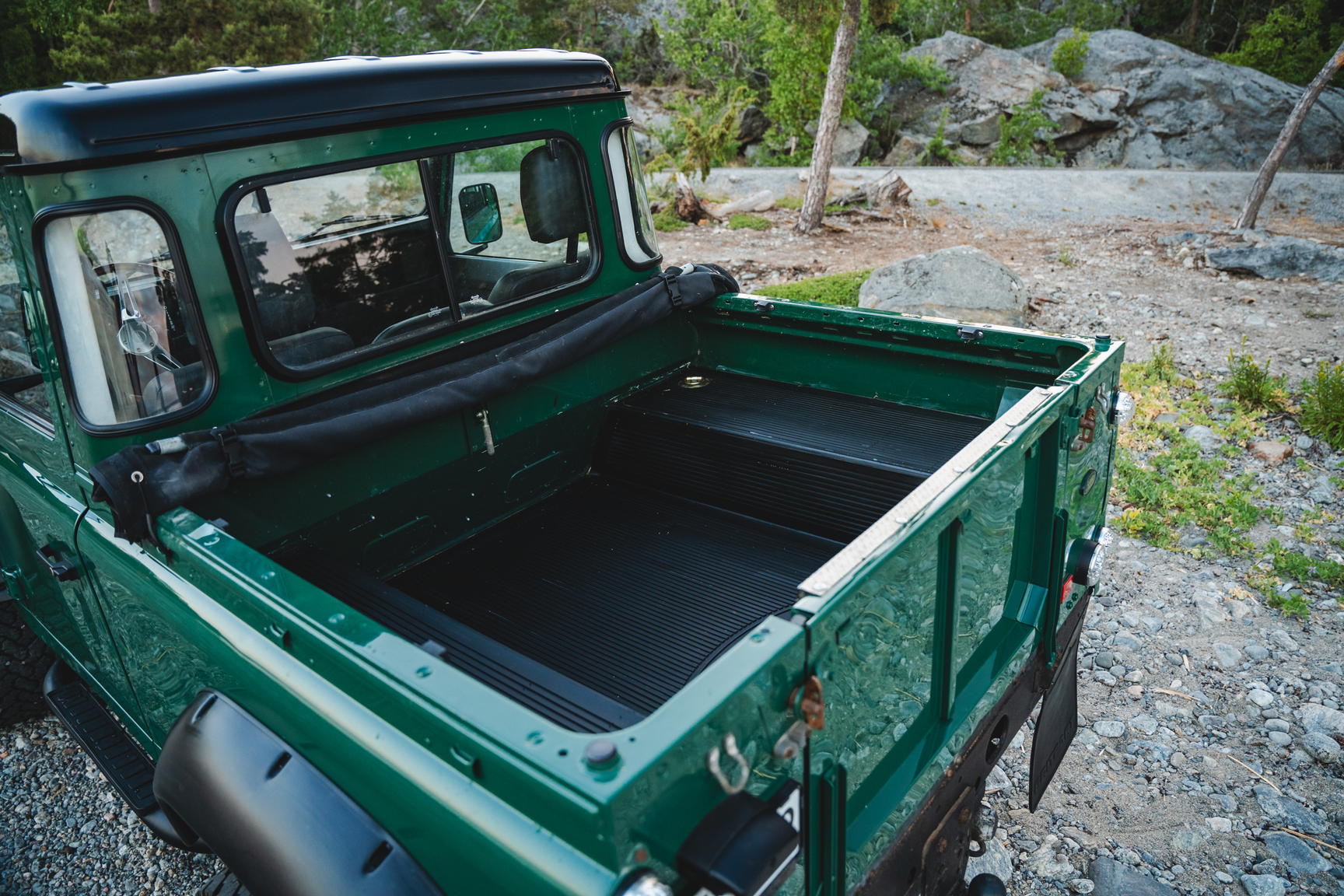 Exteriörbild på 2003 Land Rover Defender TD5 90 Pickup (78)