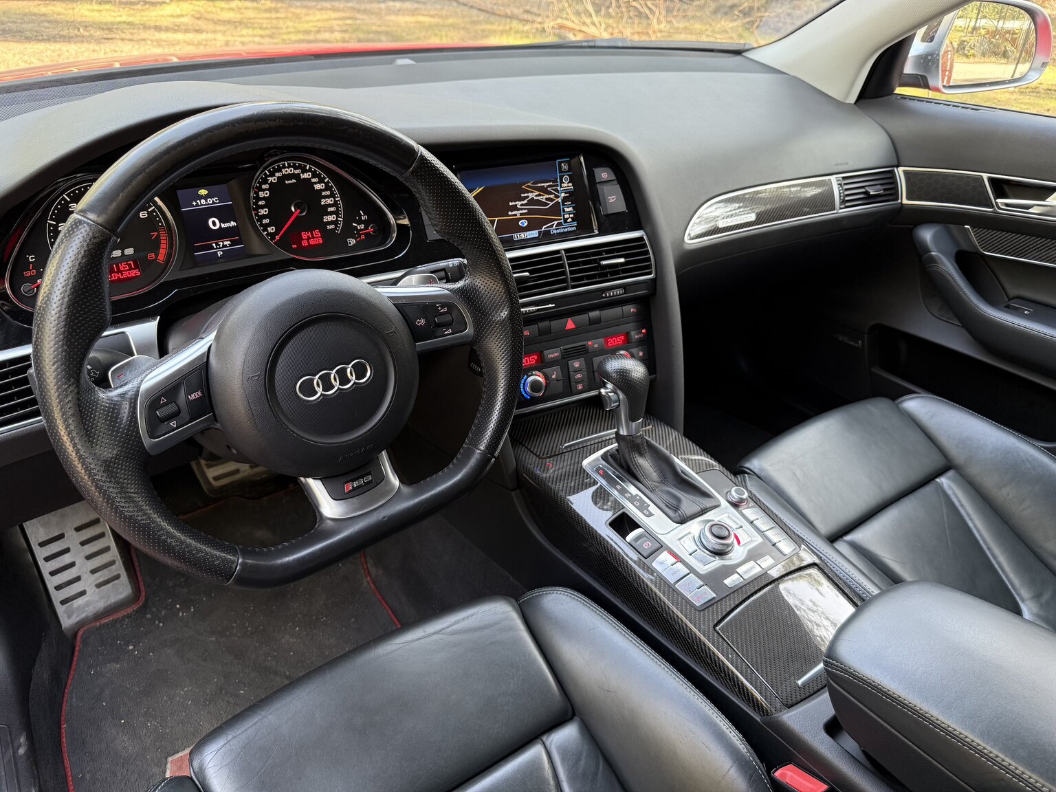 Interiörbild 2010 Audi RS6 Avant V10 Quattro