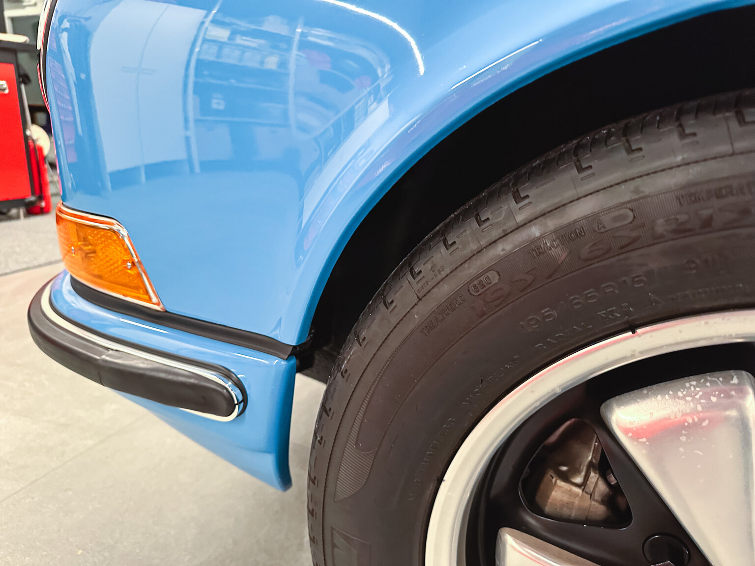 Exteriörbild på 1970 Porsche 911 E Targa